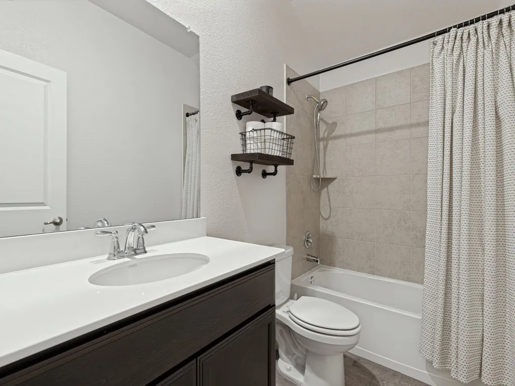 Single Family Residence For Sale in Collin County , 1206 Freestone Drive, Melissa, Texas 75454, 3 Bedroom, 2 Bathroom, 2 Garage spaces, 1,699 Sqft, built in 2020, mls#21401311, Real Estate Agent in Melissa, Homes For Sale in Collin county, Homes For Sale in Melissa, Realtor in Melissa Texas, Real Estate Brokerage Independent Realty Texas, Luminita Cordes Realtor