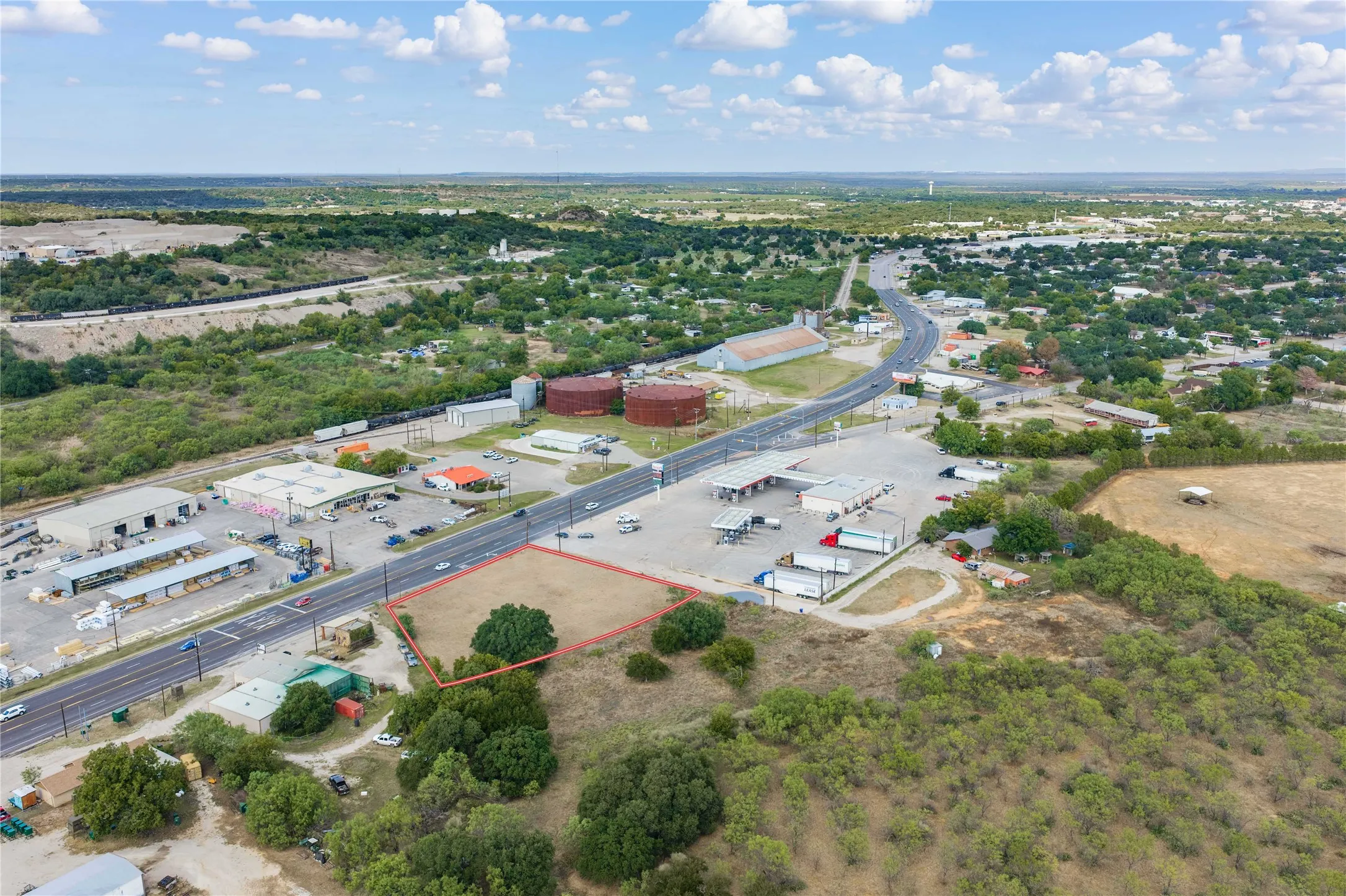 Unimproved Land For Sale in Brown County , TBD 377S Highway, Brownwood, Texas 76801, 0, 0, Garage spaces, 0 Sqft, built in 0, mls#21401049, Real Estate Agent in Brownwood, Homes For Sale in Brown county, Homes For Sale in Brownwood, Realtor in Brownwood Texas, Real Estate Brokerage Independent Realty Texas, Luminita Cordes Realtor