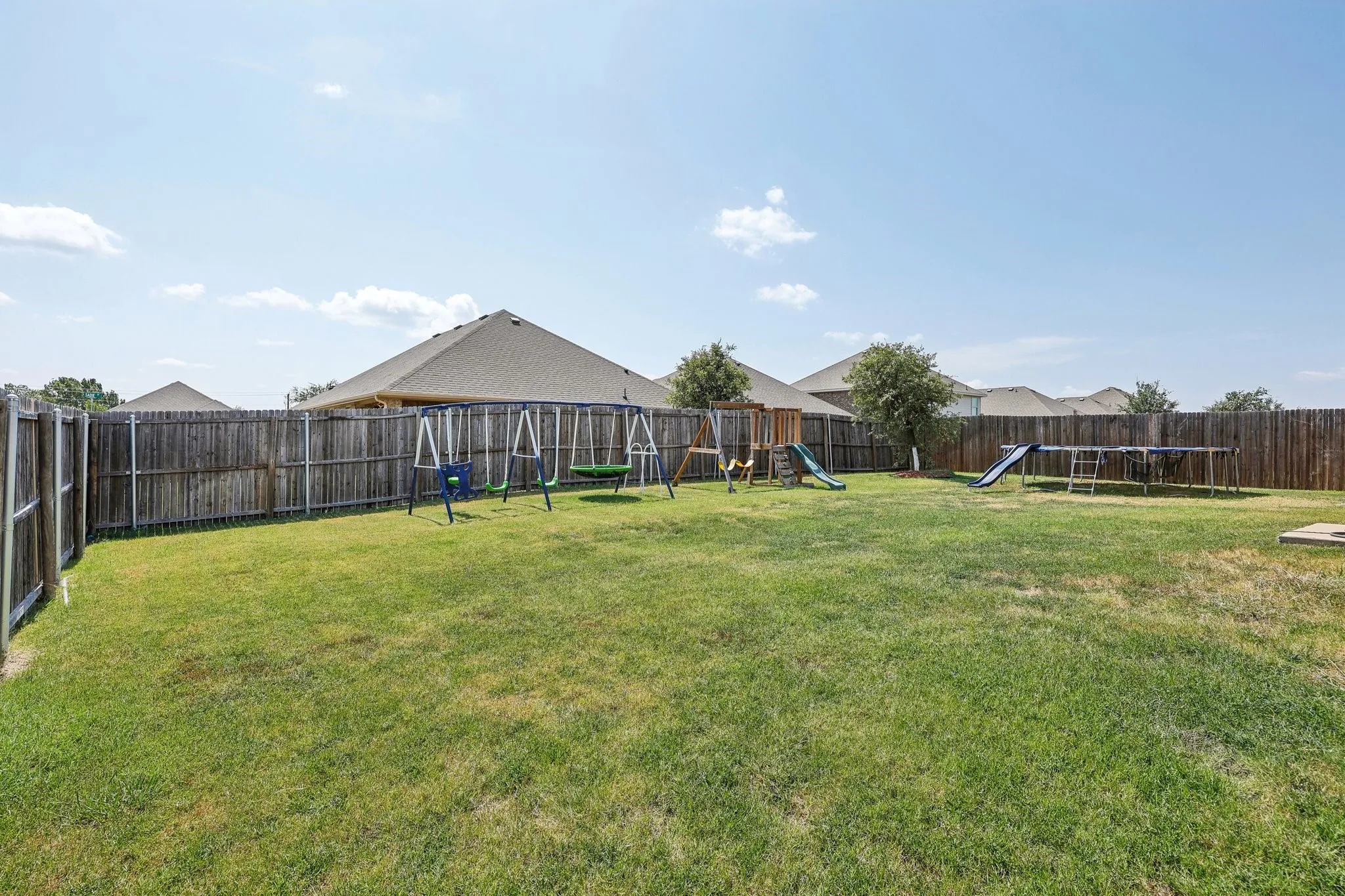 Single Family Residence For Rent in Kaufman County , 1180 Wentworth Way, Forney, Texas 75126, 4 Bedroom, 3 Bathroom, 2 Garage spaces, 2,096 Sqft, built in 2017, mls#21395065, Real Estate Agent in Forney, Homes For Rent in Kaufman county, Homes For Rent in Forney, Realtor in Forney Texas, Real Estate Brokerage Independent Realty Texas, Luminita Cordes Realtor