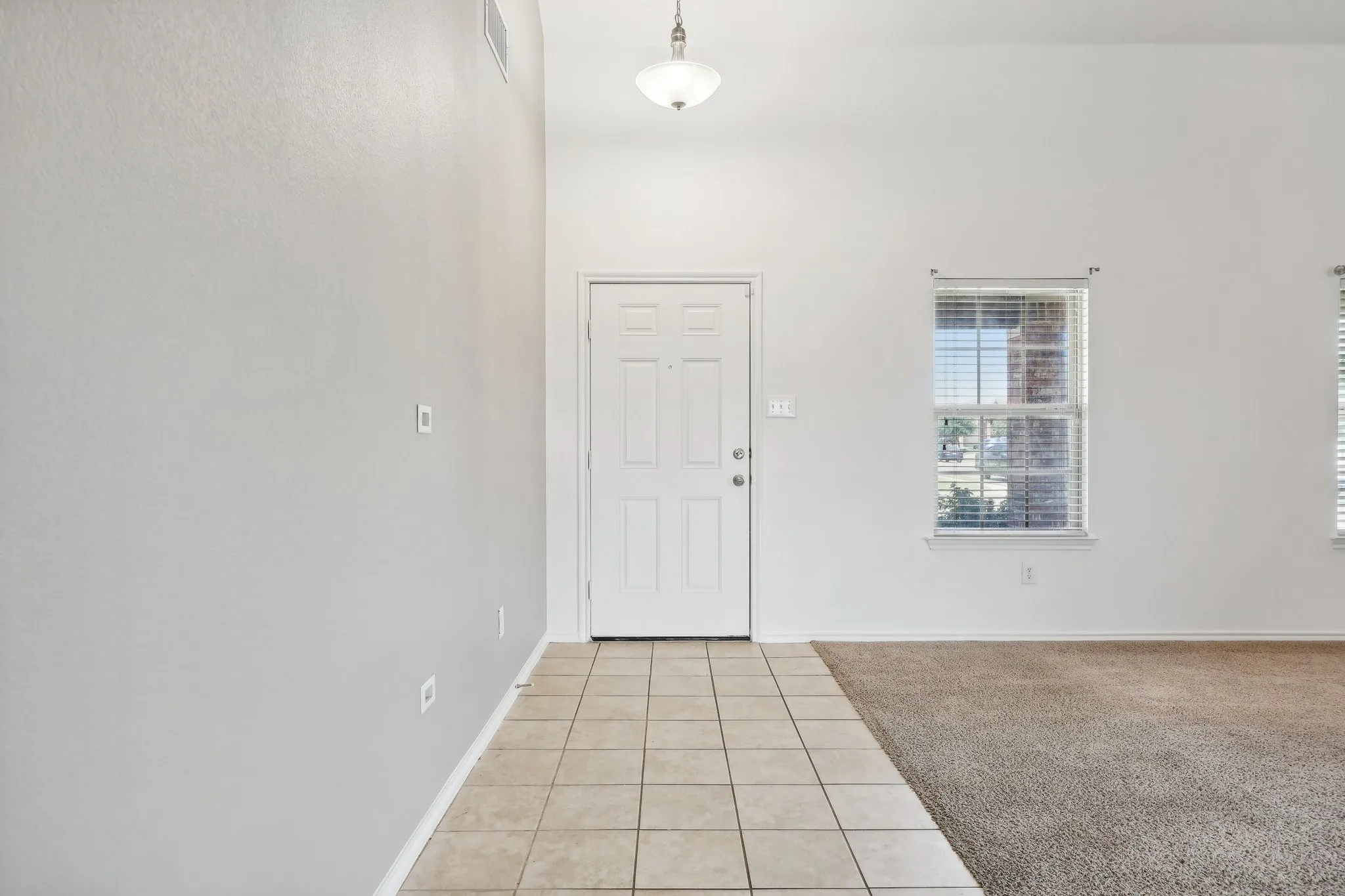Single Family Residence For Rent in Kaufman County , 1180 Wentworth Way, Forney, Texas 75126, 4 Bedroom, 3 Bathroom, 2 Garage spaces, 2,096 Sqft, built in 2017, mls#21395065, Real Estate Agent in Forney, Homes For Rent in Kaufman county, Homes For Rent in Forney, Realtor in Forney Texas, Real Estate Brokerage Independent Realty Texas, Luminita Cordes Realtor