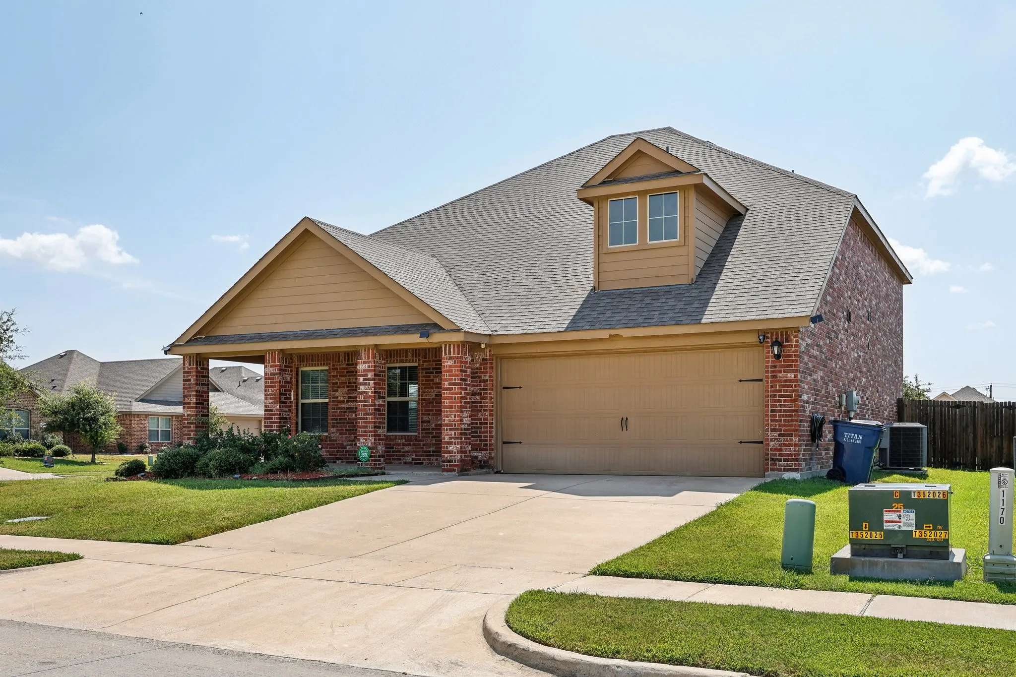 Single Family Residence For Rent in Kaufman County , 1180 Wentworth Way, Forney, Texas 75126, 4 Bedroom, 3 Bathroom, 2 Garage spaces, 2,096 Sqft, built in 2017, mls#21395065, Real Estate Agent in Forney, Homes For Rent in Kaufman county, Homes For Rent in Forney, Realtor in Forney Texas, Real Estate Brokerage Independent Realty Texas, Luminita Cordes Realtor