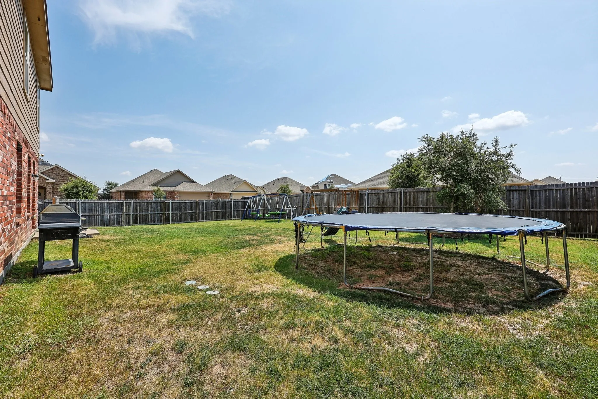 Single Family Residence For Rent in Kaufman County , 1180 Wentworth Way, Forney, Texas 75126, 4 Bedroom, 3 Bathroom, 2 Garage spaces, 2,096 Sqft, built in 2017, mls#21395065, Real Estate Agent in Forney, Homes For Rent in Kaufman county, Homes For Rent in Forney, Realtor in Forney Texas, Real Estate Brokerage Independent Realty Texas, Luminita Cordes Realtor