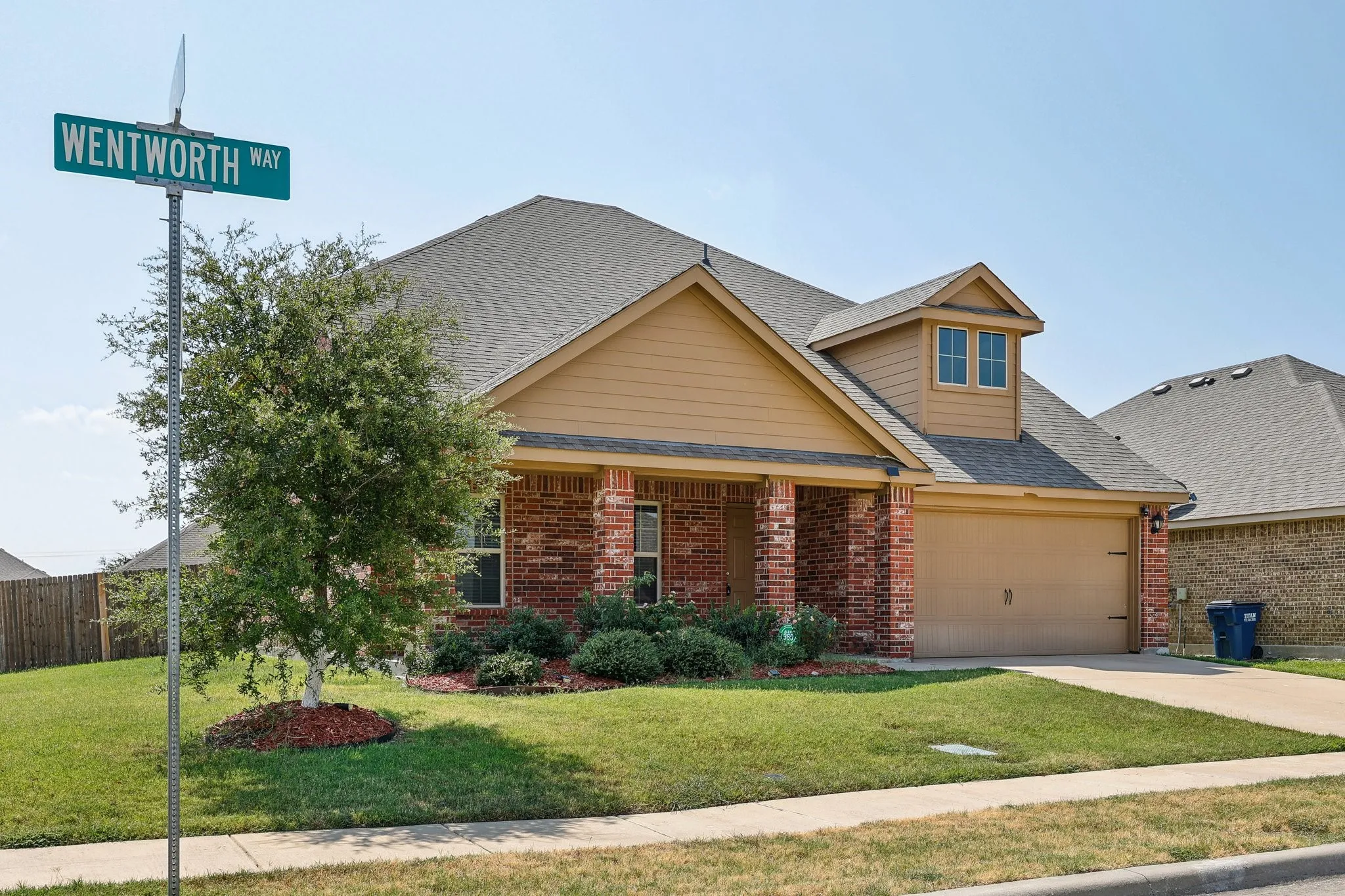 Single Family Residence For Rent in Kaufman County , 1180 Wentworth Way, Forney, Texas 75126, 4 Bedroom, 3 Bathroom, 2 Garage spaces, 2,096 Sqft, built in 2017, mls#21395065, Real Estate Agent in Forney, Homes For Rent in Kaufman county, Homes For Rent in Forney, Realtor in Forney Texas, Real Estate Brokerage Independent Realty Texas, Luminita Cordes Realtor