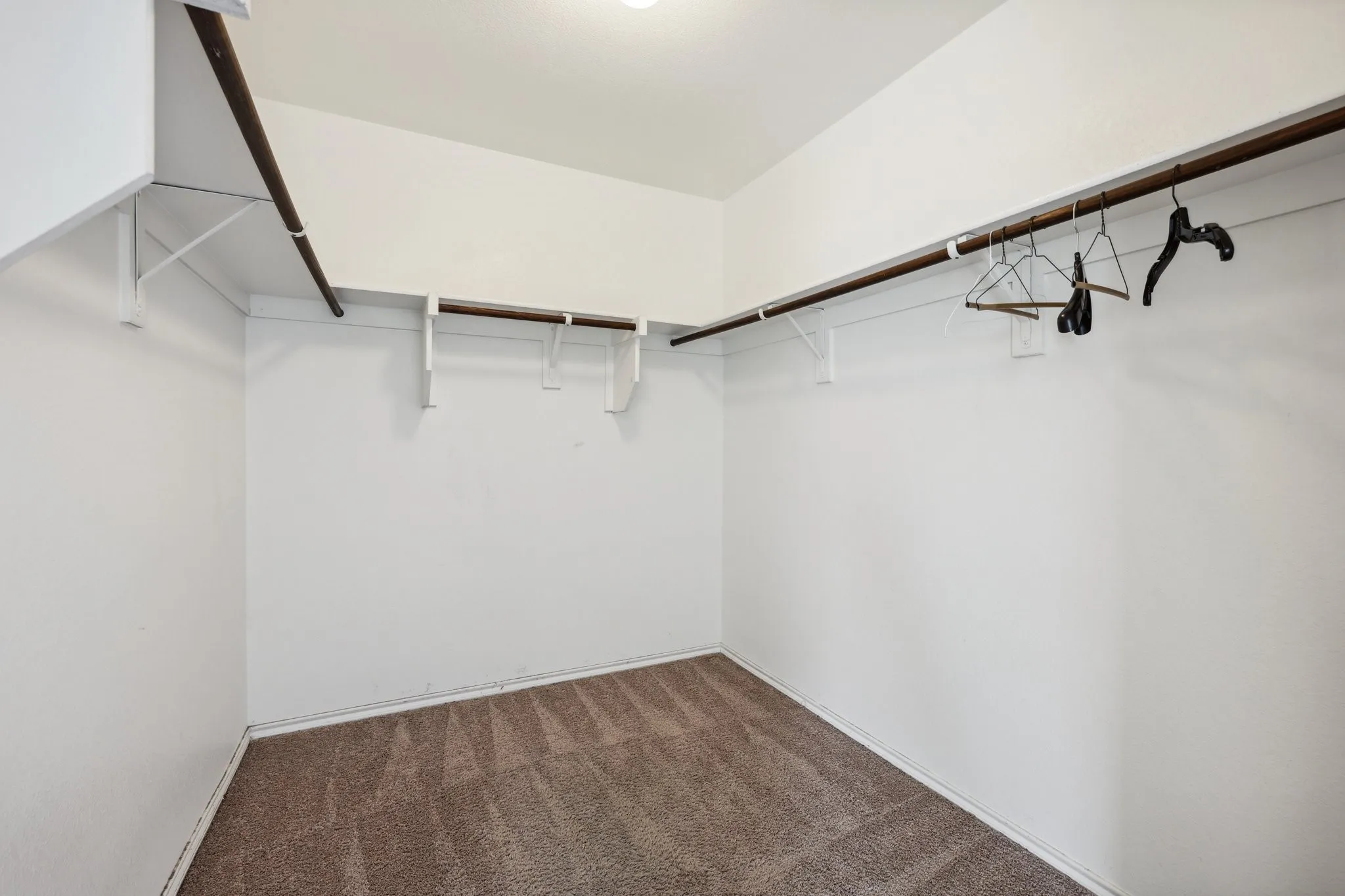 Single Family Residence For Rent in Kaufman County , 1180 Wentworth Way, Forney, Texas 75126, 4 Bedroom, 3 Bathroom, 2 Garage spaces, 2,096 Sqft, built in 2017, mls#21395065, Real Estate Agent in Forney, Homes For Rent in Kaufman county, Homes For Rent in Forney, Realtor in Forney Texas, Real Estate Brokerage Independent Realty Texas, Luminita Cordes Realtor