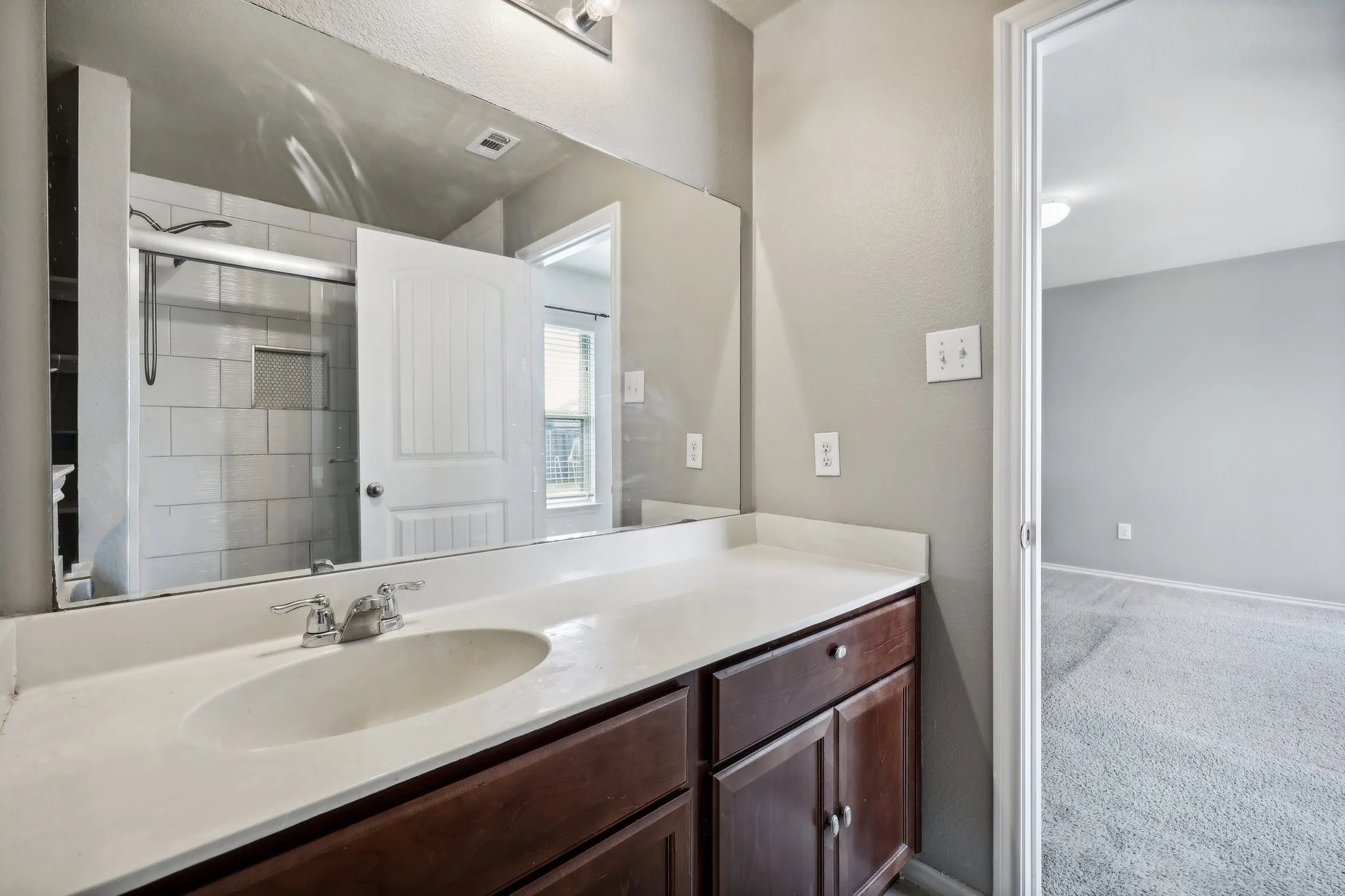 Single Family Residence For Rent in Kaufman County , 1180 Wentworth Way, Forney, Texas 75126, 4 Bedroom, 3 Bathroom, 2 Garage spaces, 2,096 Sqft, built in 2017, mls#21395065, Real Estate Agent in Forney, Homes For Rent in Kaufman county, Homes For Rent in Forney, Realtor in Forney Texas, Real Estate Brokerage Independent Realty Texas, Luminita Cordes Realtor