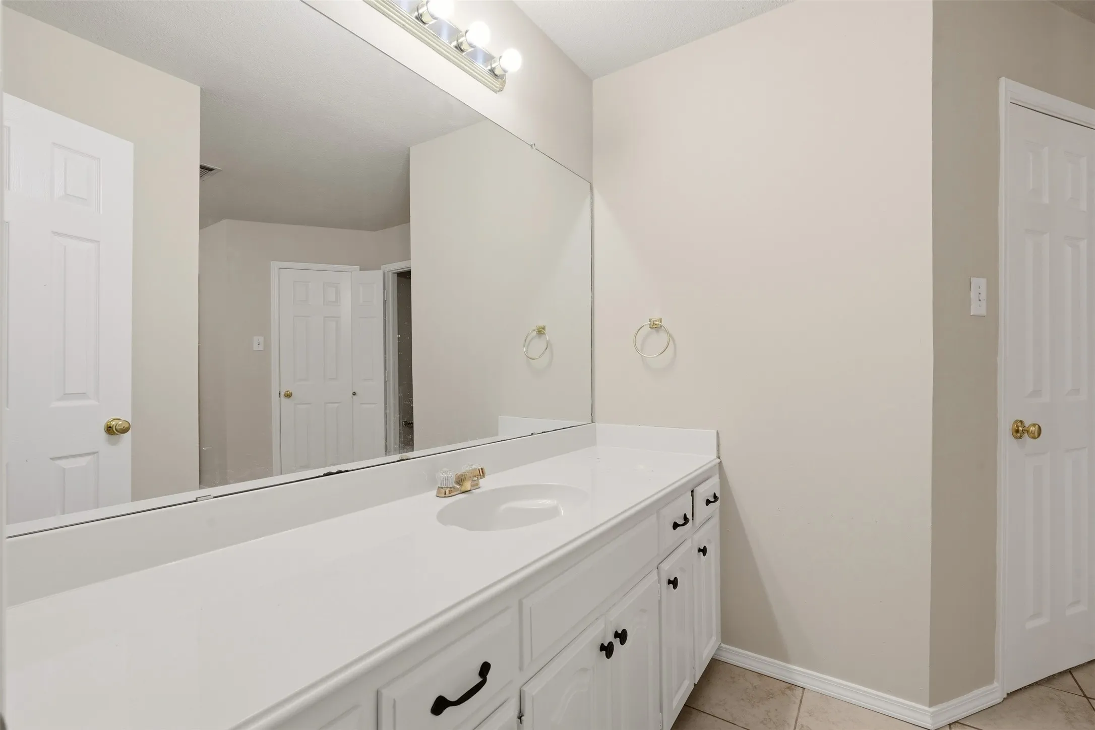 Single Family Residence For Rent in Rockwall County , 2661 Epps Road, Royse City, Texas 75189, 4 Bedroom, 4 Bathroom, 2 Garage spaces, 3,073 Sqft, built in 1997, mls#21400968, Real Estate Agent in Royse City, Homes For Rent in Rockwall county, Homes For Rent in Royse City, Realtor in Royse City Texas, Real Estate Brokerage Independent Realty Texas, Luminita Cordes Realtor