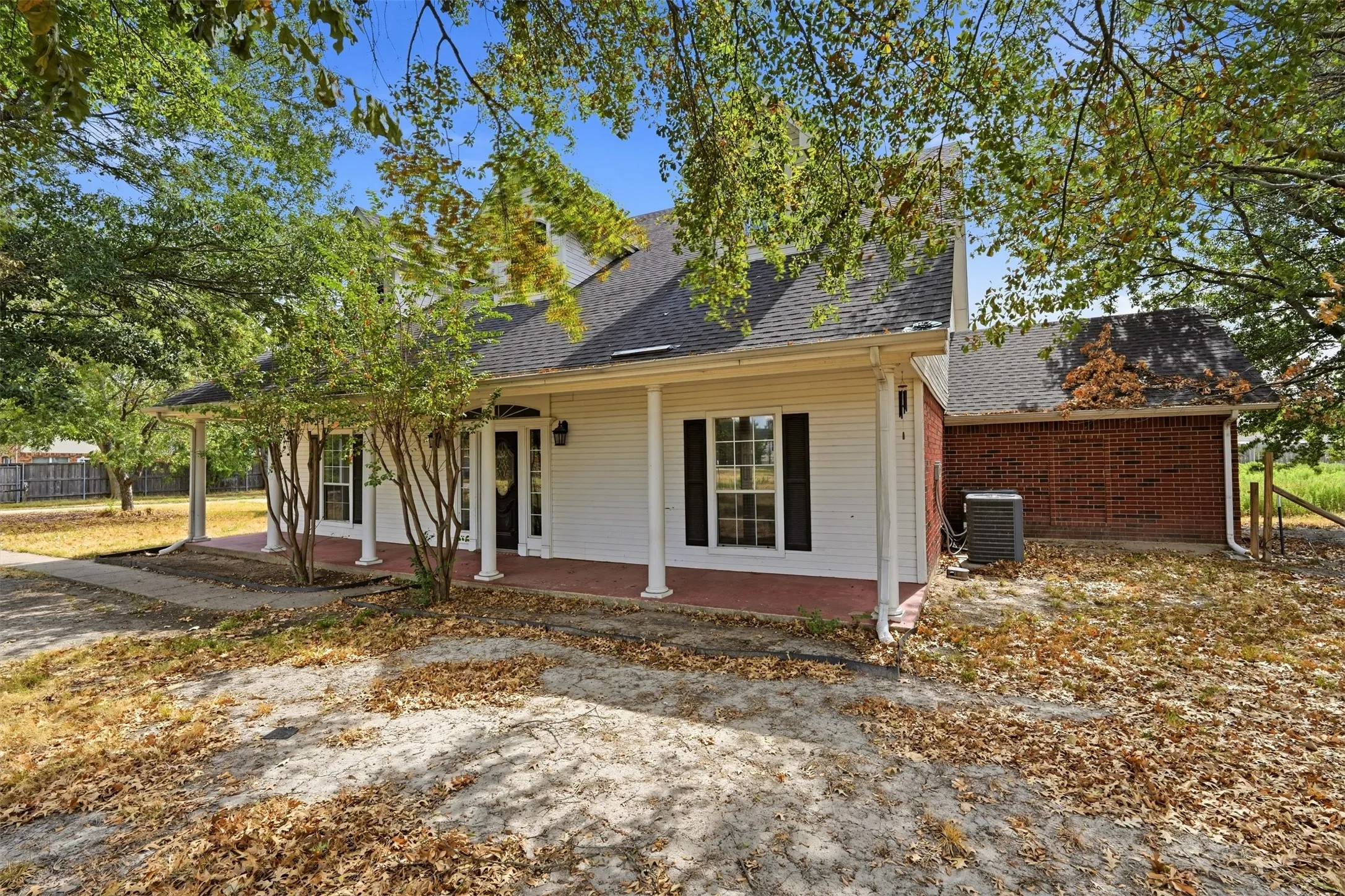 Single Family Residence For Rent in Rockwall County , 2661 Epps Road, Royse City, Texas 75189, 4 Bedroom, 4 Bathroom, 2 Garage spaces, 3,073 Sqft, built in 1997, mls#21400968, Real Estate Agent in Royse City, Homes For Rent in Rockwall county, Homes For Rent in Royse City, Realtor in Royse City Texas, Real Estate Brokerage Independent Realty Texas, Luminita Cordes Realtor