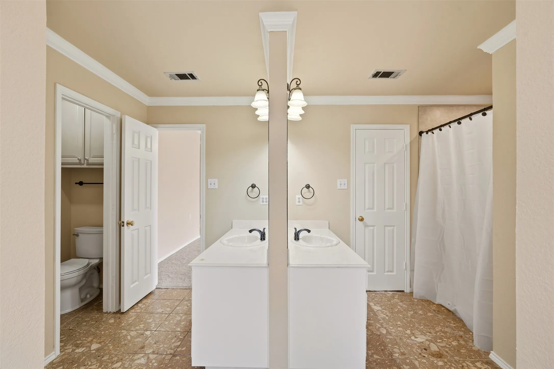Single Family Residence For Rent in Rockwall County , 2661 Epps Road, Royse City, Texas 75189, 4 Bedroom, 4 Bathroom, 2 Garage spaces, 3,073 Sqft, built in 1997, mls#21400968, Real Estate Agent in Royse City, Homes For Rent in Rockwall county, Homes For Rent in Royse City, Realtor in Royse City Texas, Real Estate Brokerage Independent Realty Texas, Luminita Cordes Realtor