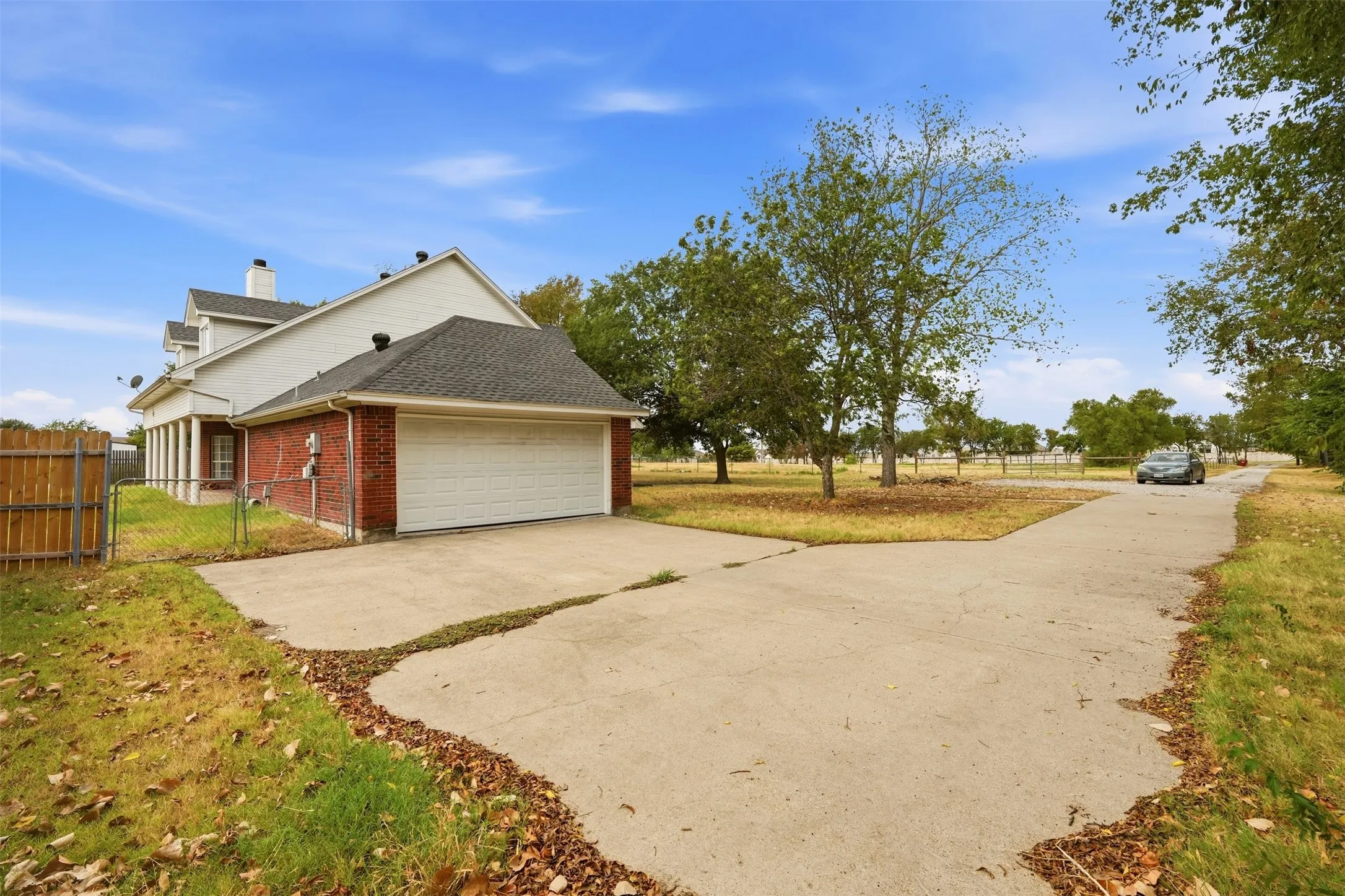 Single Family Residence For Rent in Rockwall County , 2661 Epps Road, Royse City, Texas 75189, 4 Bedroom, 4 Bathroom, 2 Garage spaces, 3,073 Sqft, built in 1997, mls#21400968, Real Estate Agent in Royse City, Homes For Rent in Rockwall county, Homes For Rent in Royse City, Realtor in Royse City Texas, Real Estate Brokerage Independent Realty Texas, Luminita Cordes Realtor
