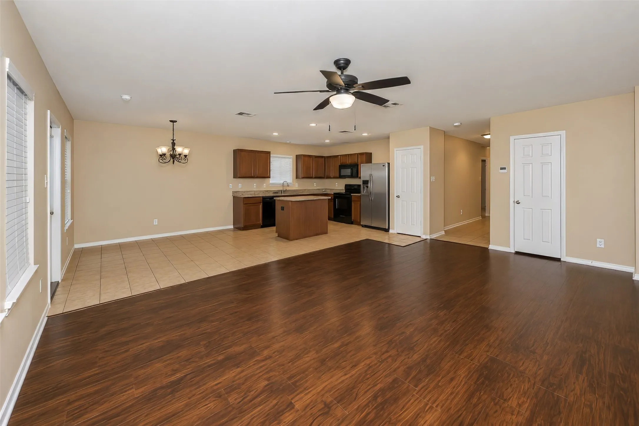 Single Family Residence For Rent in Tarrant County , 3208 Brixton Drive, Fort Worth, Texas 76137, 3 Bedroom, 2 Bathroom, 2 Garage spaces, 1,695 Sqft, built in 2011, mls#21375141, Real Estate Agent in Fort Worth, Homes For Rent in Tarrant county, Homes For Rent in Fort Worth, Realtor in Fort Worth Texas, Real Estate Brokerage Independent Realty Texas, Luminita Cordes Realtor