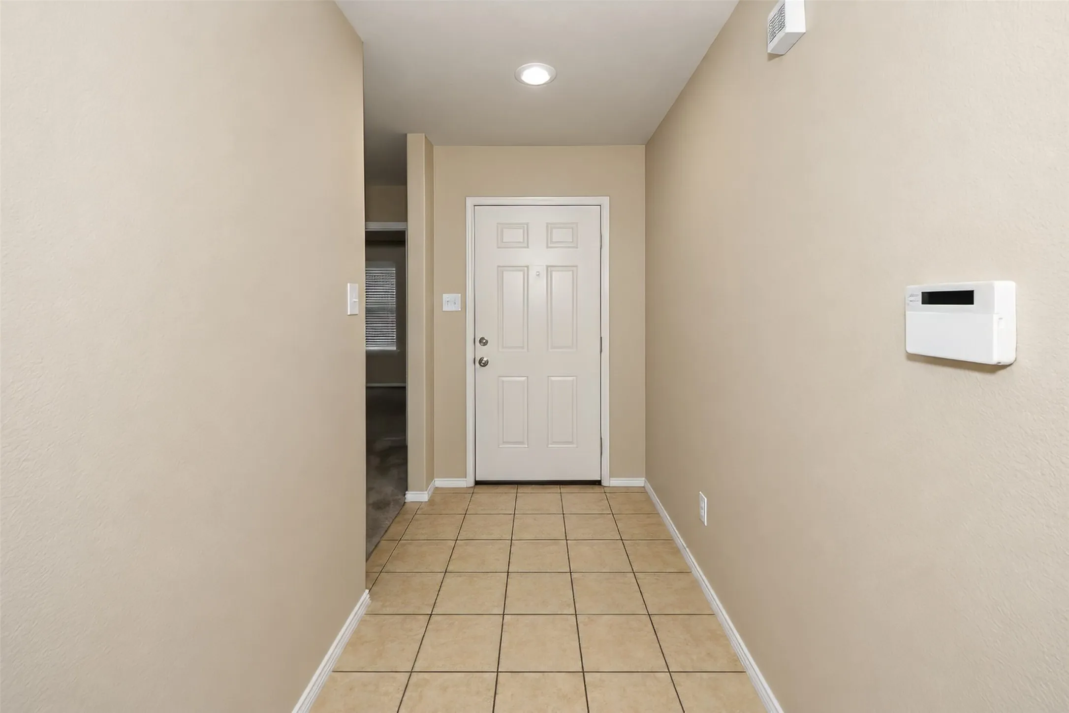 Single Family Residence For Rent in Tarrant County , 3208 Brixton Drive, Fort Worth, Texas 76137, 3 Bedroom, 2 Bathroom, 2 Garage spaces, 1,695 Sqft, built in 2011, mls#21375141, Real Estate Agent in Fort Worth, Homes For Rent in Tarrant county, Homes For Rent in Fort Worth, Realtor in Fort Worth Texas, Real Estate Brokerage Independent Realty Texas, Luminita Cordes Realtor