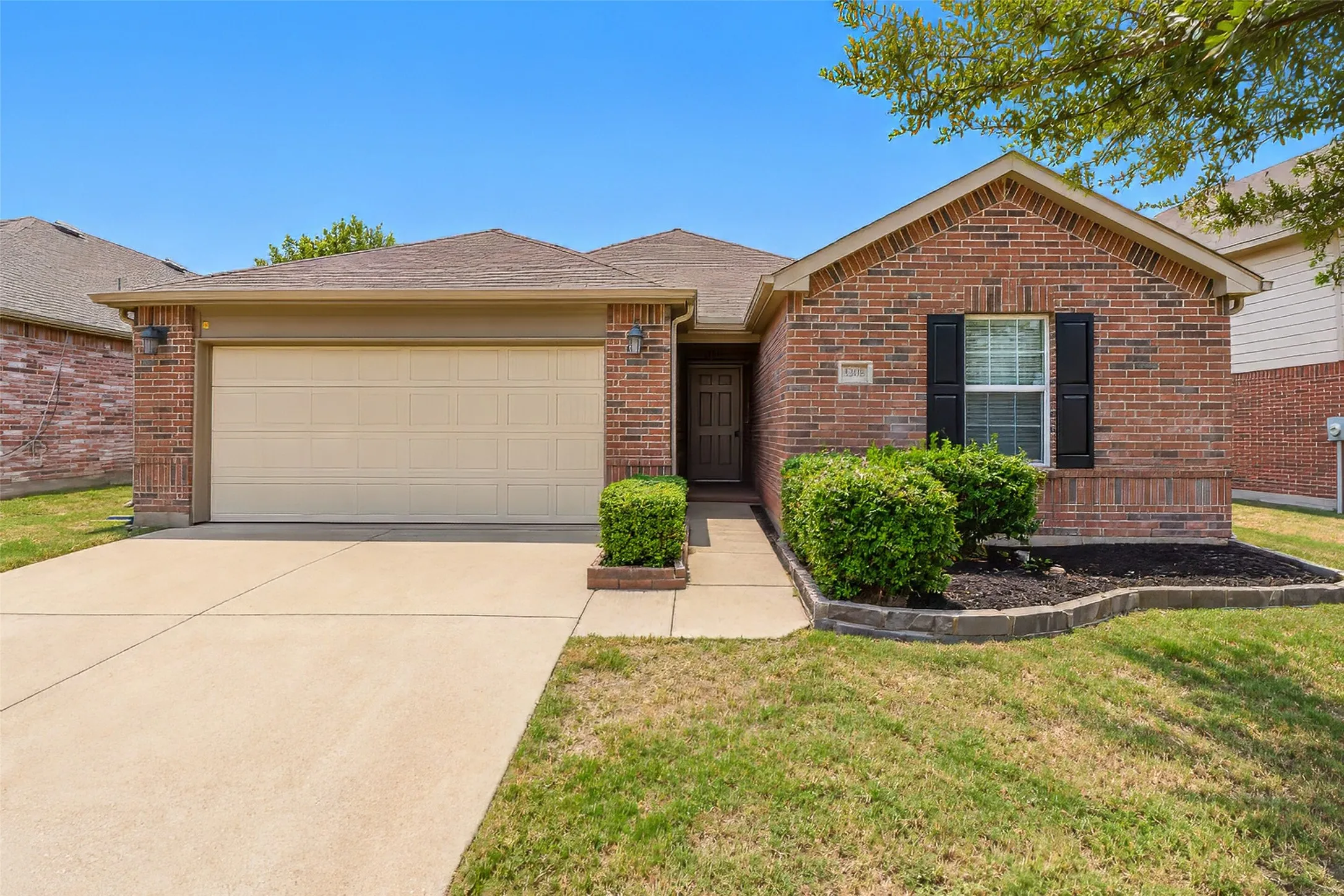 Single Family Residence For Rent in Tarrant County , 3208 Brixton Drive, Fort Worth, Texas 76137, 3 Bedroom, 2 Bathroom, 2 Garage spaces, 1,695 Sqft, built in 2011, mls#21375141, Real Estate Agent in Fort Worth, Homes For Rent in Tarrant county, Homes For Rent in Fort Worth, Realtor in Fort Worth Texas, Real Estate Brokerage Independent Realty Texas, Luminita Cordes Realtor