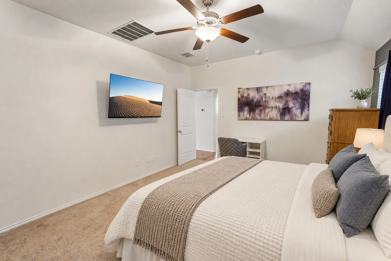Single Family Residence For Sale in Tarrant County , 5841 Japonica Street, Fort Worth, Texas 76123, 3 Bedroom, 2 Bathroom, 2 Garage spaces, 1,489 Sqft, built in 2020, mls#21394862, Real Estate Agent in Fort Worth, Homes For Sale in Tarrant county, Homes For Sale in Fort Worth, Realtor in Fort Worth Texas, Real Estate Brokerage Independent Realty Texas, Luminita Cordes Realtor