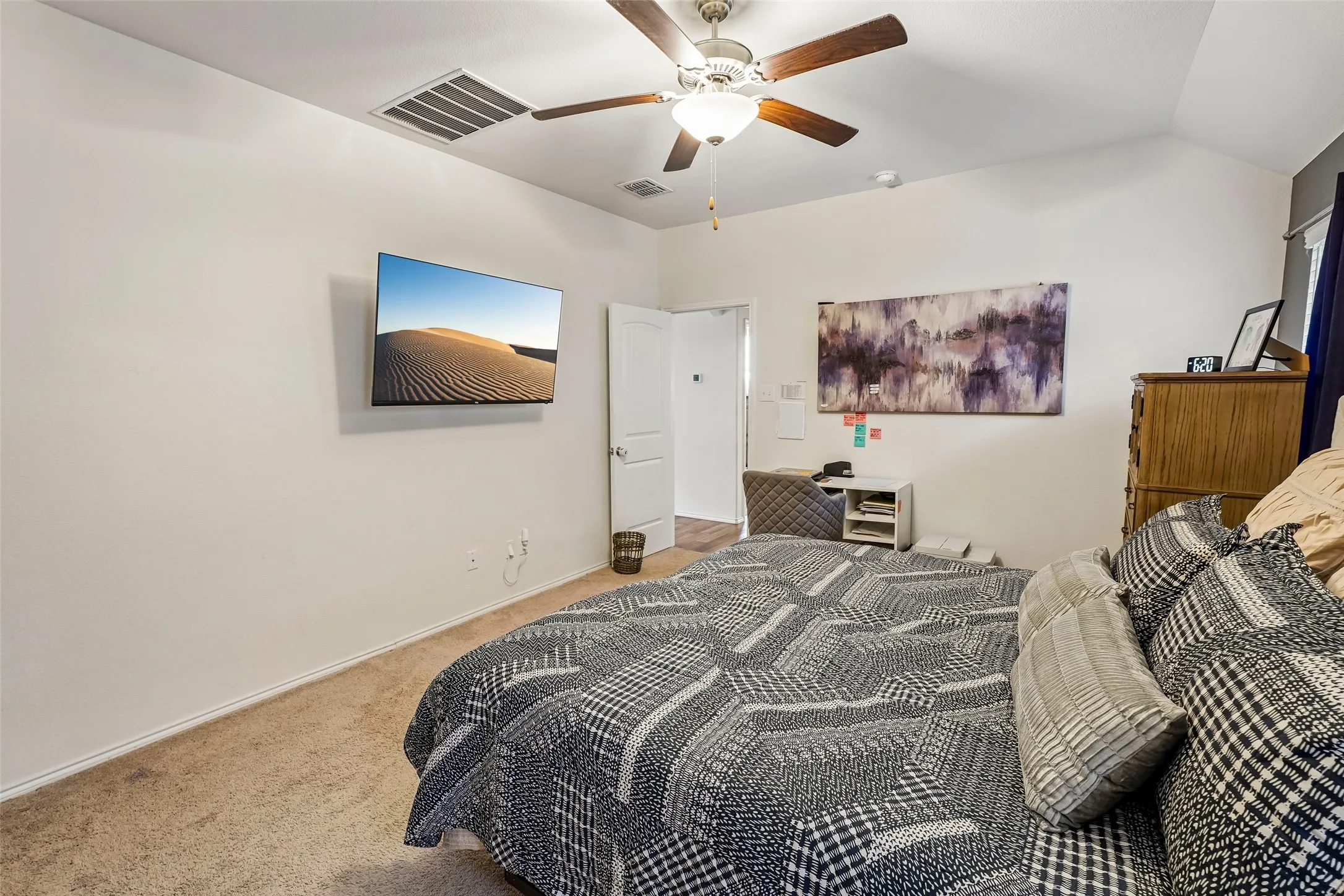 Single Family Residence For Sale in Tarrant County , 5841 Japonica Street, Fort Worth, Texas 76123, 3 Bedroom, 2 Bathroom, 2 Garage spaces, 1,489 Sqft, built in 2020, mls#21394862, Real Estate Agent in Fort Worth, Homes For Sale in Tarrant county, Homes For Sale in Fort Worth, Realtor in Fort Worth Texas, Real Estate Brokerage Independent Realty Texas, Luminita Cordes Realtor