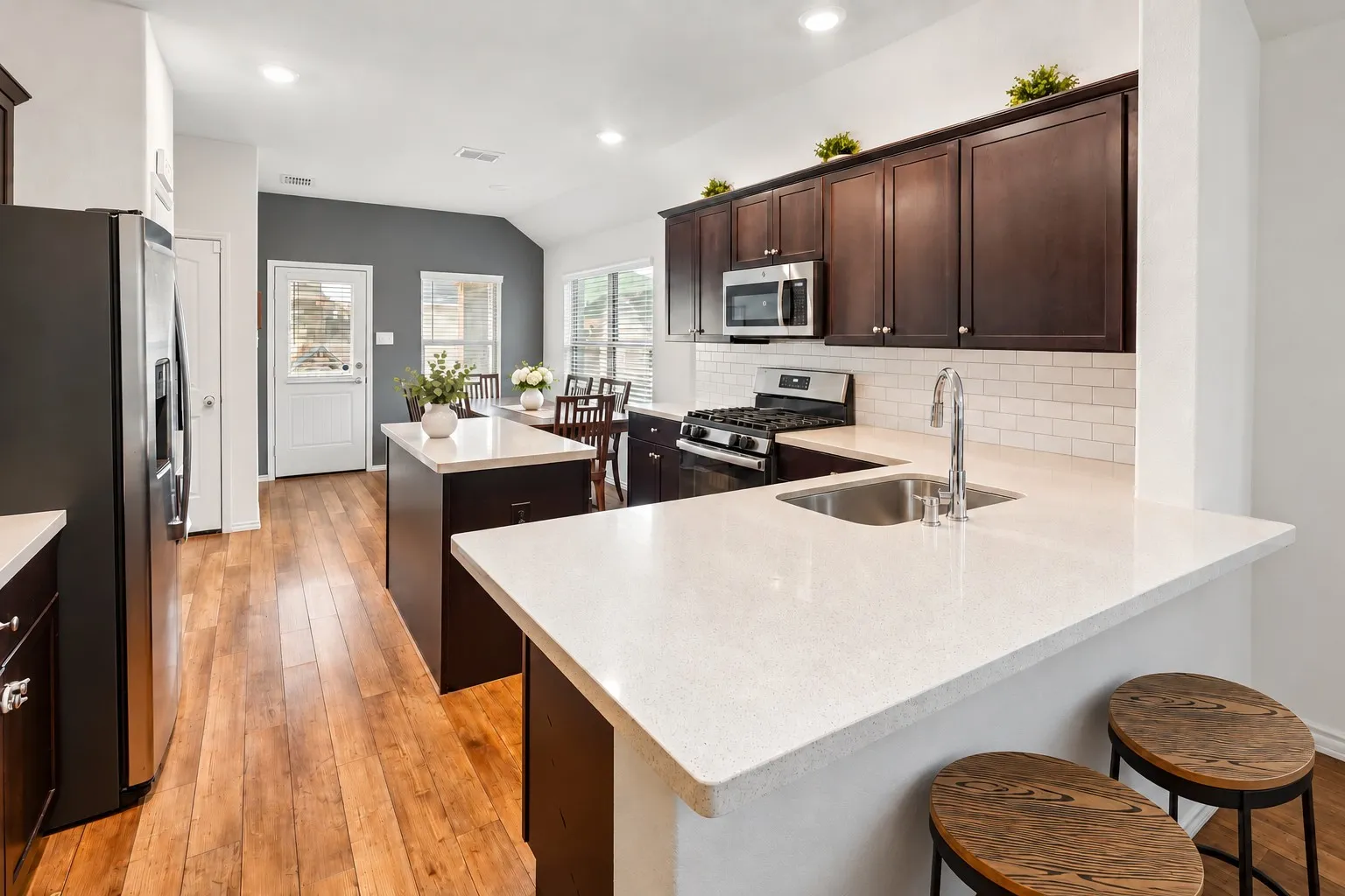 Single Family Residence For Sale in Tarrant County , 5841 Japonica Street, Fort Worth, Texas 76123, 3 Bedroom, 2 Bathroom, 2 Garage spaces, 1,489 Sqft, built in 2020, mls#21394862, Real Estate Agent in Fort Worth, Homes For Sale in Tarrant county, Homes For Sale in Fort Worth, Realtor in Fort Worth Texas, Real Estate Brokerage Independent Realty Texas, Luminita Cordes Realtor