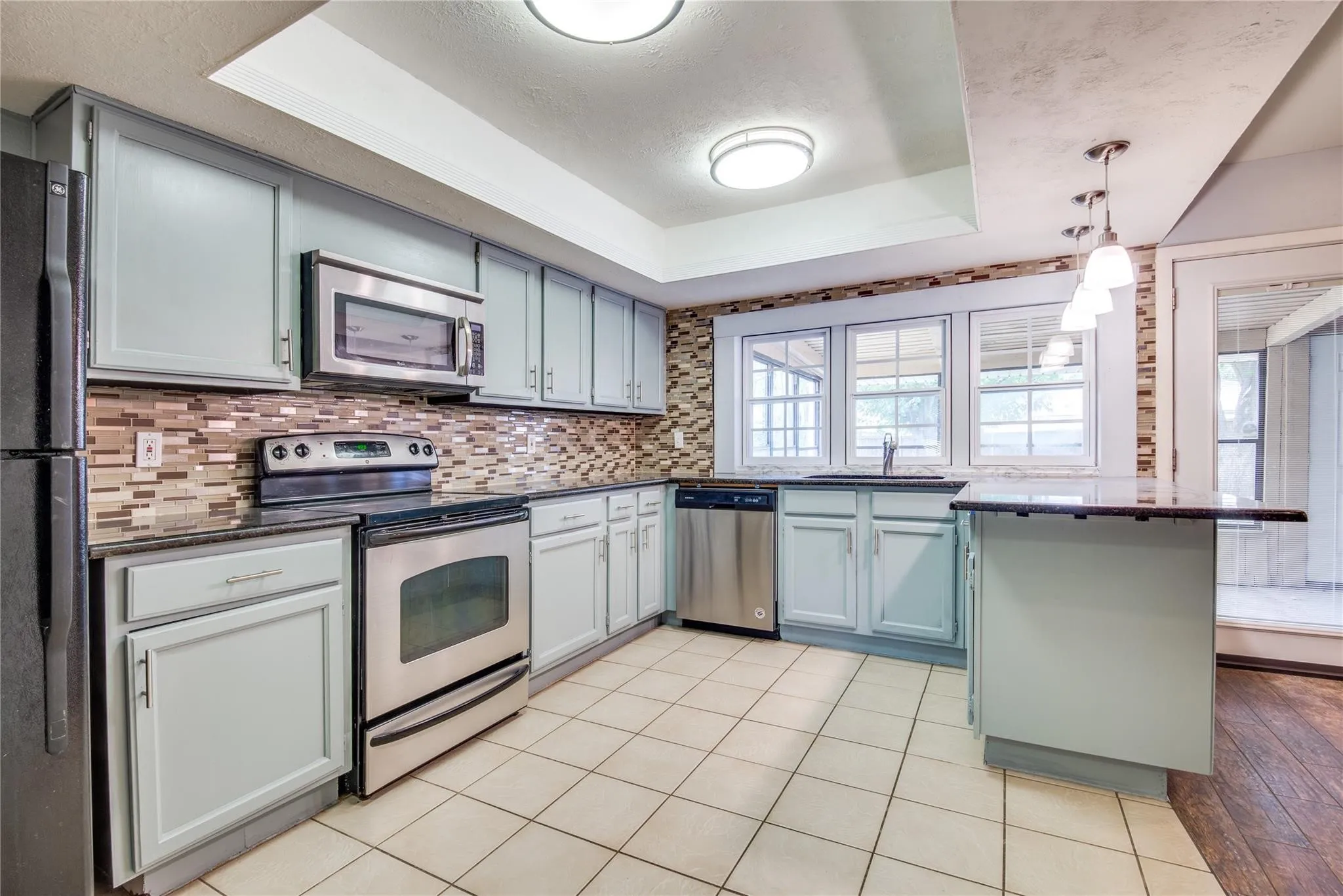 Single Family Residence For Rent in Denton County , 5084 Avery Lane, The Colony, Texas 75056, 3 Bedroom, 2 Bathroom, 2 Garage spaces, 1,738 Sqft, built in 1974, mls#21398524, Real Estate Agent in The Colony, Homes For Rent in Denton county, Homes For Rent in The Colony, Realtor in The Colony Texas, Real Estate Brokerage Independent Realty Texas, Luminita Cordes Realtor