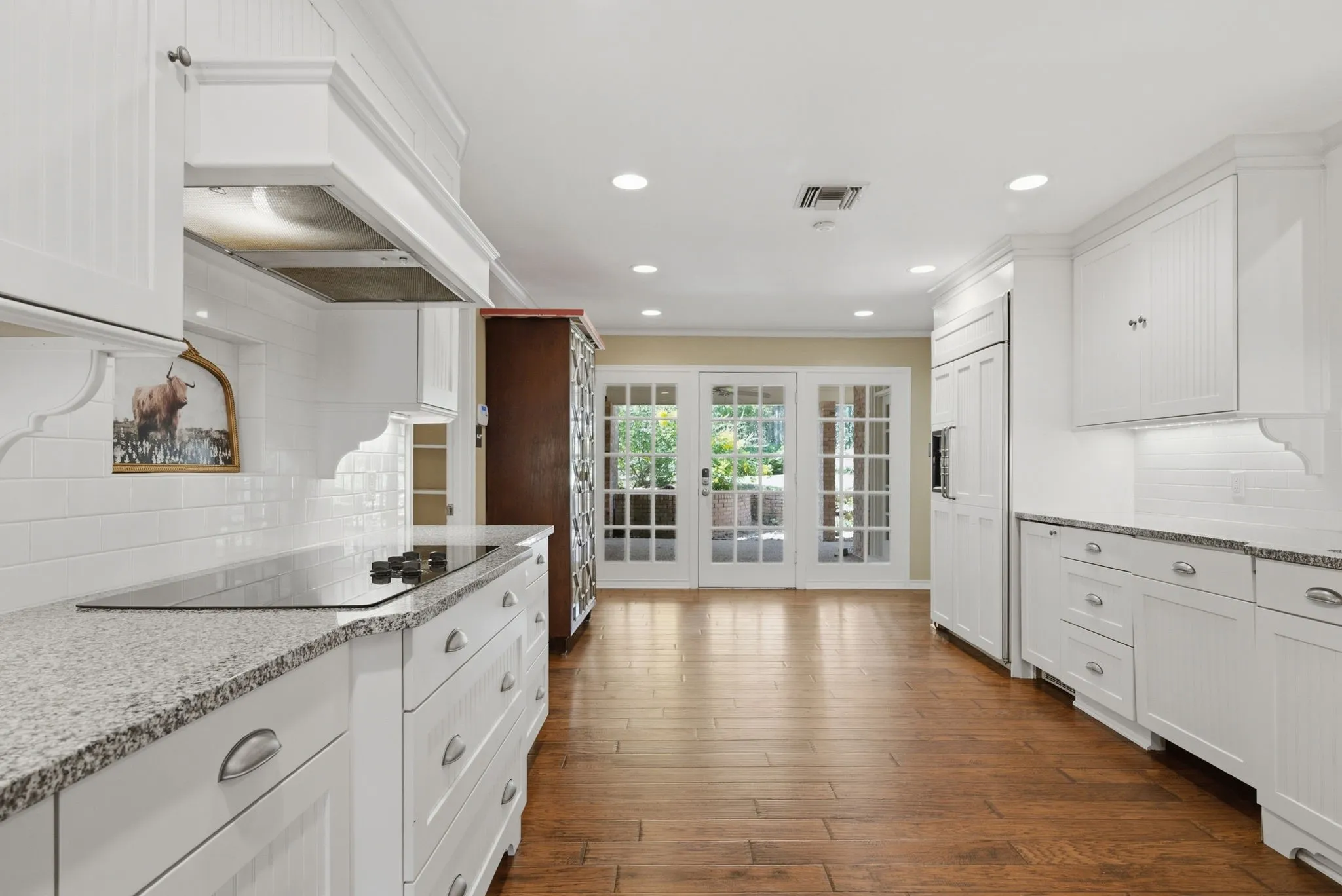 Single Family Residence For Sale in Smith County , 2725 Pecan Drive, Tyler, Texas 75701, 5 Bedroom, 4 Bathroom, Garage spaces, 4,139 Sqft, built in 1962, mls#21400778, Real Estate Agent in Tyler, Homes For Sale in Smith county, Homes For Sale in Tyler, Realtor in Tyler Texas, Real Estate Brokerage Independent Realty Texas, Luminita Cordes Realtor