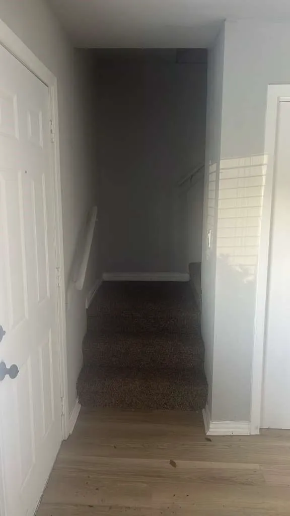 Apartment For Rent in Johnson County , 811 N Spears Street 101, Alvarado, Texas 76009, 2 Bedroom, 2 Bathroom, Garage spaces, 1,000 Sqft, built in 1984, mls#21401377, Real Estate Agent in Alvarado, Homes For Rent in Johnson county, Homes For Rent in Alvarado, Realtor in Alvarado Texas, Real Estate Brokerage Independent Realty Texas, Luminita Cordes Realtor