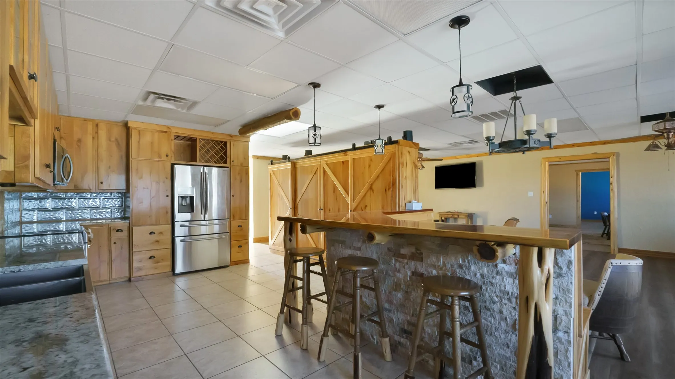 Bldg. 1 large kitchen