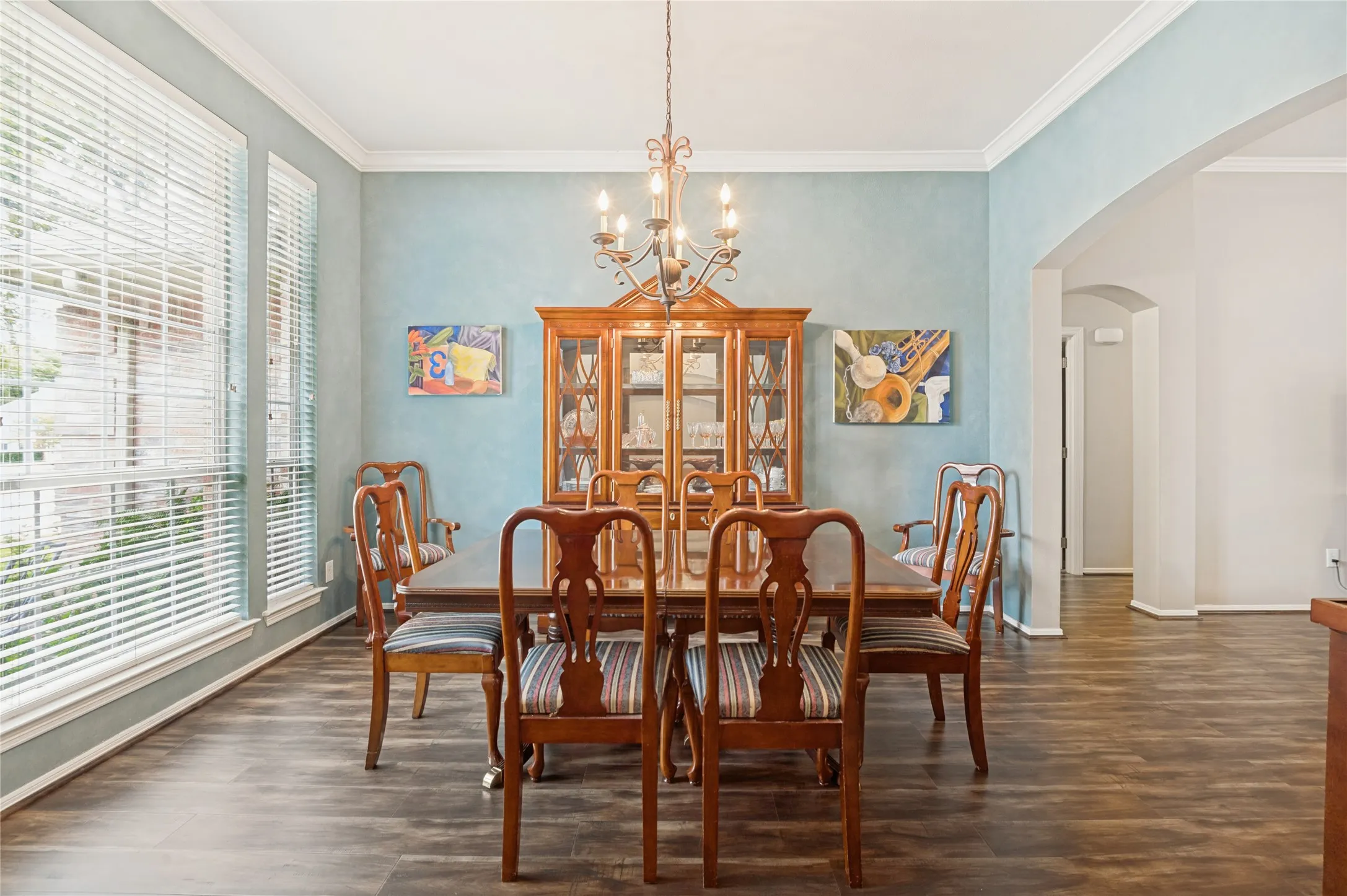 Single Family Residence For Sale in Denton County , 1374 Forest Creek Drive, Lewisville, Texas 75067, 4 Bedroom, 2 Bathroom, 2 Garage spaces, 2,114 Sqft, built in 1997, mls#21398049, Real Estate Agent in Lewisville, Homes For Sale in Denton county, Homes For Sale in Lewisville, Realtor in Lewisville Texas, Real Estate Brokerage Independent Realty Texas, Luminita Cordes Realtor