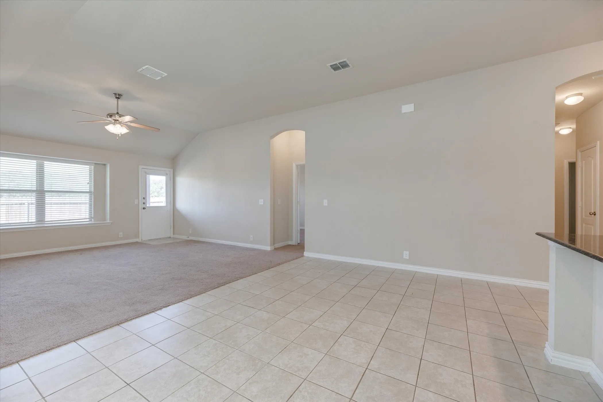 Single Family Residence For Rent in Tarrant County , 4829 Lemon Grove Drive, Fort Worth, Texas 76135, 4 Bedroom, 2 Bathroom, 2 Garage spaces, 1,968 Sqft, built in 2015, mls#21401368, Real Estate Agent in Fort Worth, Homes For Rent in Tarrant county, Homes For Rent in Fort Worth, Realtor in Fort Worth Texas, Real Estate Brokerage Independent Realty Texas, Luminita Cordes Realtor