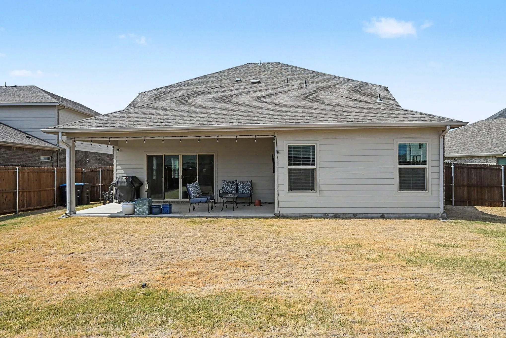 Single Family Residence For Rent in Tarrant County , 10616 Namito Street, Fort Worth, Texas 76179, 4 Bedroom, 4 Bathroom, 2 Garage spaces, 3,051 Sqft, built in 2023, mls#21401394, Real Estate Agent in Fort Worth, Homes For Rent in Tarrant county, Homes For Rent in Fort Worth, Realtor in Fort Worth Texas, Real Estate Brokerage Independent Realty Texas, Luminita Cordes Realtor