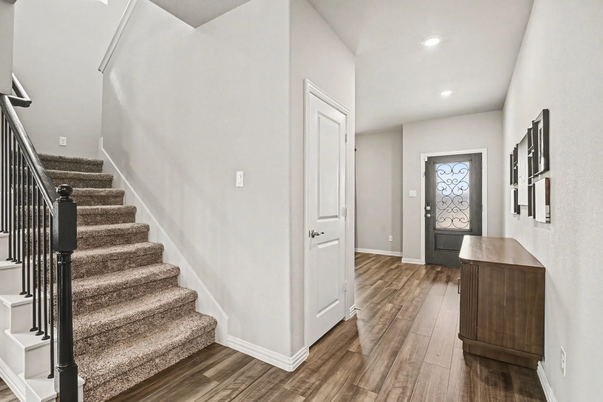 Single Family Residence For Rent in Tarrant County , 10616 Namito Street, Fort Worth, Texas 76179, 4 Bedroom, 4 Bathroom, 2 Garage spaces, 3,051 Sqft, built in 2023, mls#21401394, Real Estate Agent in Fort Worth, Homes For Rent in Tarrant county, Homes For Rent in Fort Worth, Realtor in Fort Worth Texas, Real Estate Brokerage Independent Realty Texas, Luminita Cordes Realtor
