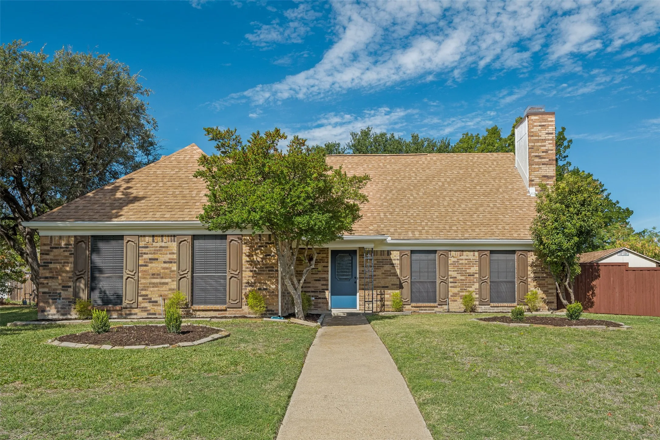 Single Family Residence For Sale