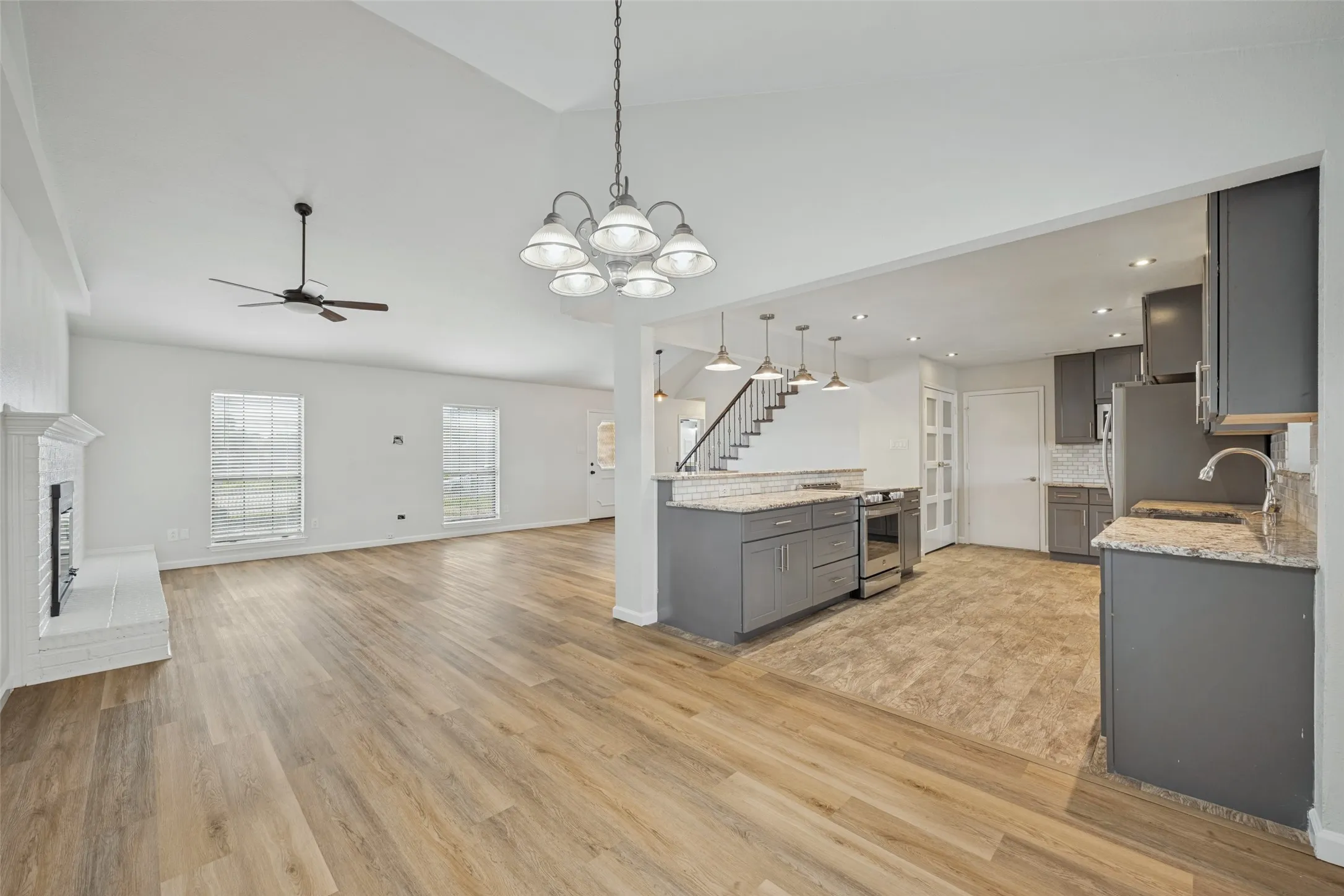 Single Family Residence For Sale in Collin County , 1505 Vera Cruz Drive, Plano, Texas 75074, 3 Bedroom, 3 Bathroom, 2 Garage spaces, 2,326 Sqft, built in 1984, mls#21384916, Real Estate Agent in Plano, Homes For Sale in Collin county, Homes For Sale in Plano, Realtor in Plano Texas, Real Estate Brokerage Independent Realty Texas, Luminita Cordes Realtor