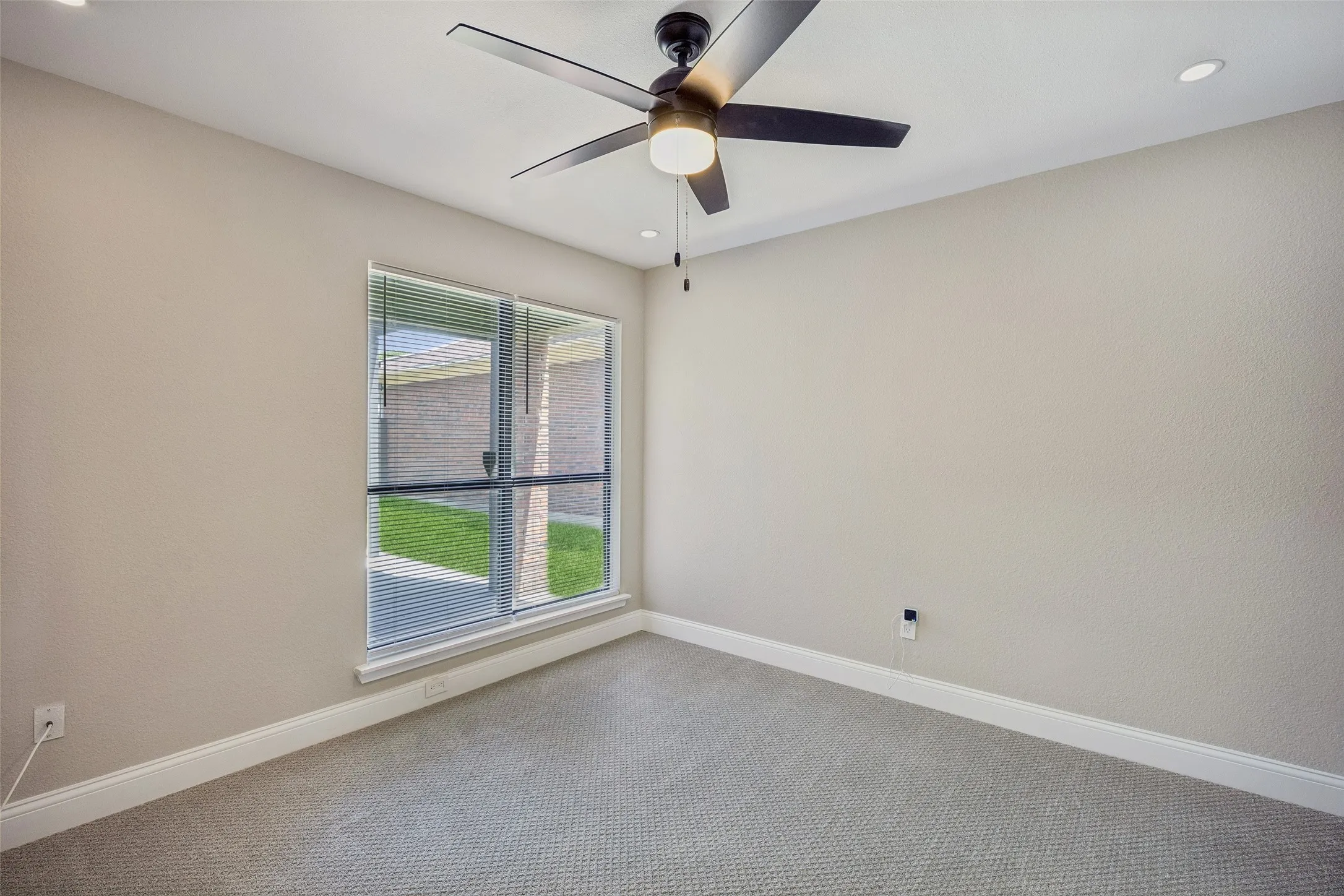 Single Family Residence For Sale in Dallas County , 1717 Palo Alto Drive, Mesquite, Texas 75150, 3 Bedroom, 2 Bathroom, 2 Garage spaces, 1,899 Sqft, built in 1989, mls#21401300, Real Estate Agent in Mesquite, Homes For Sale in Dallas county, Homes For Sale in Mesquite, Realtor in Mesquite Texas, Real Estate Brokerage Independent Realty Texas, Luminita Cordes Realtor