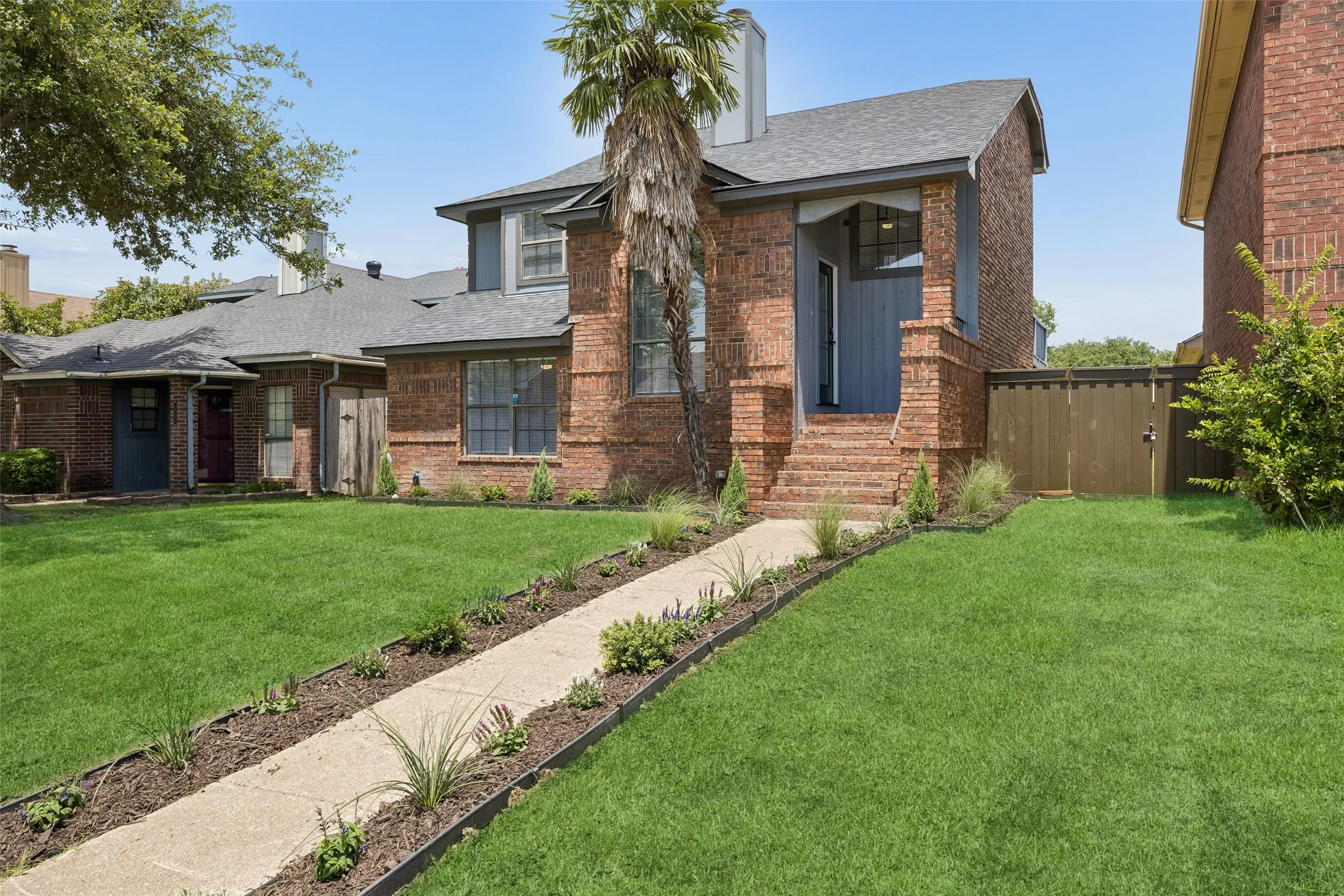 Single Family Residence For Sale in Dallas County , 1717 Palo Alto Drive, Mesquite, Texas 75150, 3 Bedroom, 2 Bathroom, 2 Garage spaces, 1,899 Sqft, built in 1989, mls#21401300, Real Estate Agent in Mesquite, Homes For Sale in Dallas county, Homes For Sale in Mesquite, Realtor in Mesquite Texas, Real Estate Brokerage Independent Realty Texas, Luminita Cordes Realtor