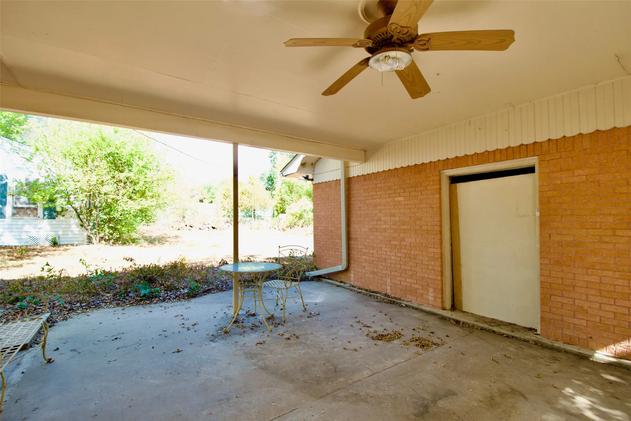 Single Family Residence For Sale in Freestone County , 819 Pecan Street, Teague, Texas 75860, 3 Bedroom, 1 Bathroom, Garage spaces, 2,798 Sqft, built in 1971, mls#21376470, Real Estate Agent in Teague, Homes For Sale in Freestone county, Homes For Sale in Teague, Realtor in Teague Texas, Real Estate Brokerage Independent Realty Texas, Luminita Cordes Realtor