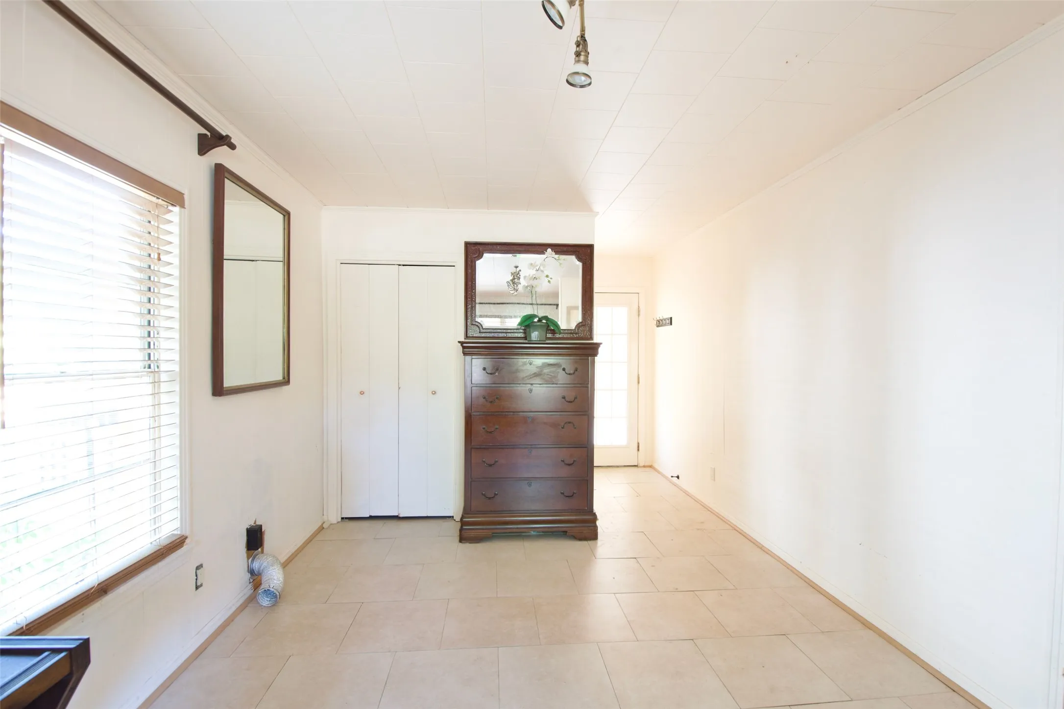Single Family Residence For Sale in Freestone County , 819 Pecan Street, Teague, Texas 75860, 3 Bedroom, 1 Bathroom, Garage spaces, 2,798 Sqft, built in 1971, mls#21376470, Real Estate Agent in Teague, Homes For Sale in Freestone county, Homes For Sale in Teague, Realtor in Teague Texas, Real Estate Brokerage Independent Realty Texas, Luminita Cordes Realtor