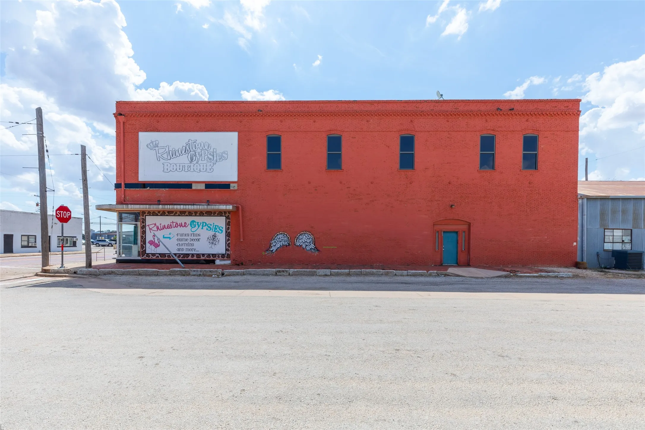 Business For Sale in Taylor County , 139 Kent, Merkel, Texas 79536, 0, 0, Garage spaces, 0 Sqft, built in 1920, mls#21399191, Real Estate Agent in Merkel, Homes For Sale in Taylor county, Homes For Sale in Merkel, Realtor in Merkel Texas, Real Estate Brokerage Independent Realty Texas, Luminita Cordes Realtor