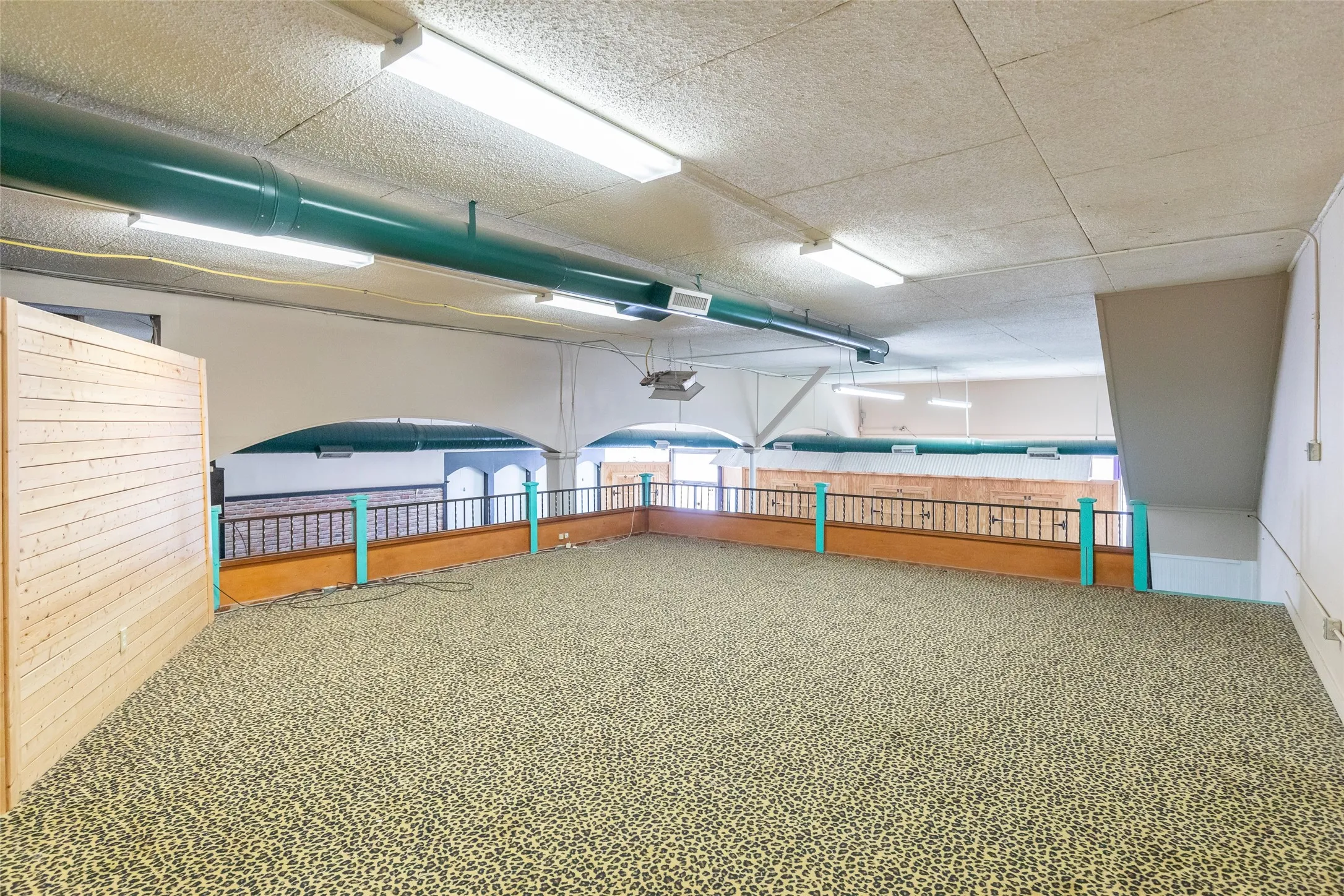 Mezzanine level