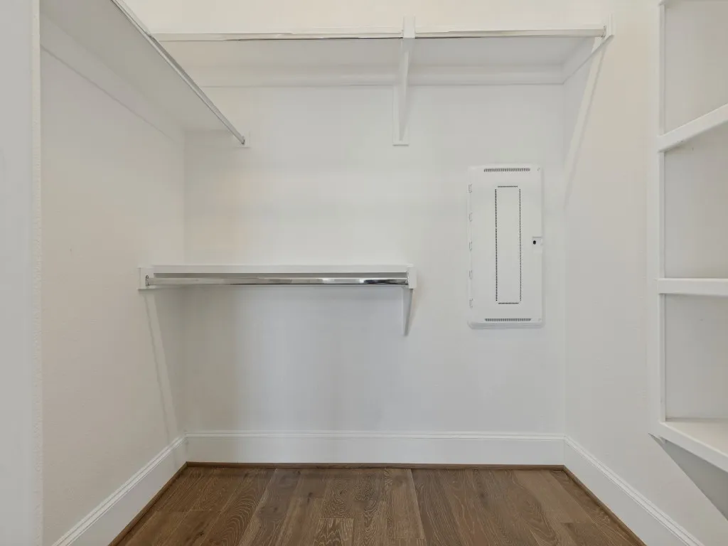 Townhouse For Sale in Dallas County , 4110 Runyon Road, Addison, Texas 75001, 2 Bedroom, 3 Bathroom, 2 Garage spaces, 1,382 Sqft, built in 2018, mls#21399219, Real Estate Agent in Addison, Homes For Sale in Dallas county, Homes For Sale in Addison, Realtor in Addison Texas, Real Estate Brokerage Independent Realty Texas, Luminita Cordes Realtor