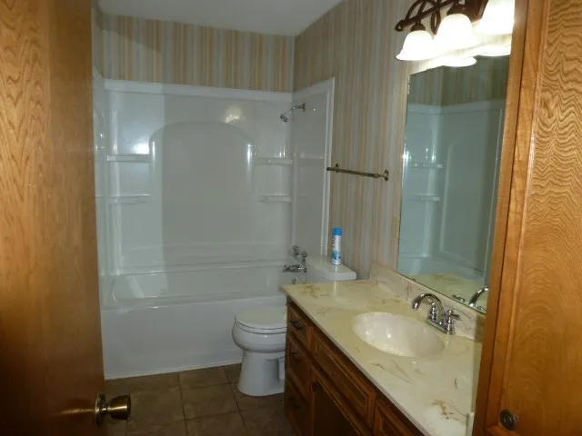Single Family Residence For Rent in Taylor County , 3189 Chimney Circle, Abilene, Texas 79606, 2 Bedroom, 2 Bathroom, 2 Garage spaces, 1,474 Sqft, built in 1981, mls#21401404, Real Estate Agent in Abilene, Homes For Rent in Taylor county, Homes For Rent in Abilene, Realtor in Abilene Texas, Real Estate Brokerage Independent Realty Texas, Luminita Cordes Realtor