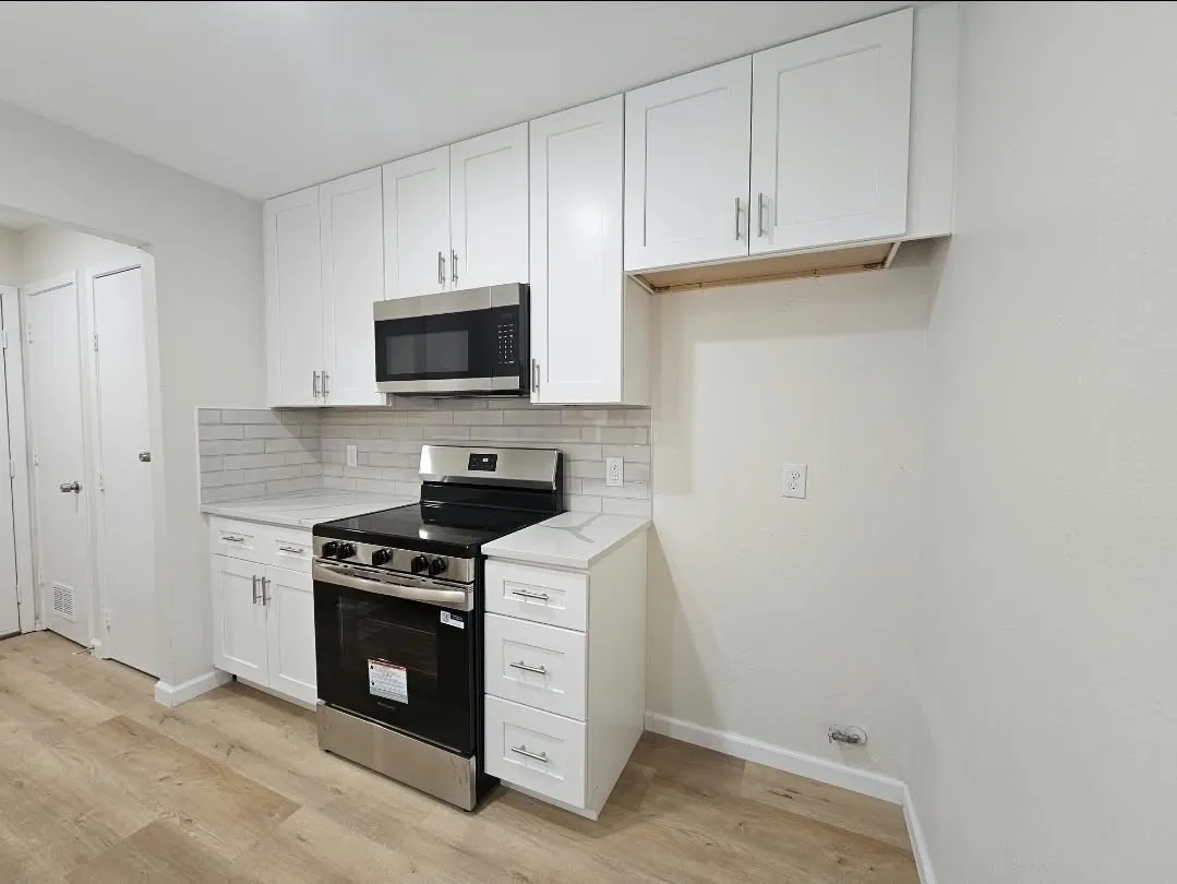 Duplex For Rent in Dallas County , 5312 Brookhollow Drive, Sachse, Texas 75048, 2 Bedroom, 1 Bathroom, 1 Garage spaces, 989 Sqft, built in 1982, mls#21400462, Real Estate Agent in Sachse, Homes For Rent in Dallas county, Homes For Rent in Sachse, Realtor in Sachse Texas, Real Estate Brokerage Independent Realty Texas, Luminita Cordes Realtor