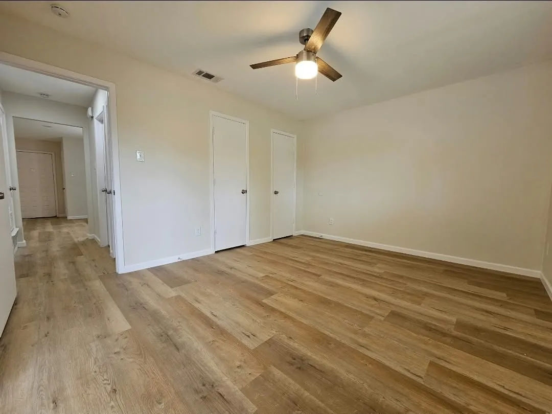 Duplex For Rent in Dallas County , 5312 Brookhollow Drive, Sachse, Texas 75048, 2 Bedroom, 1 Bathroom, 1 Garage spaces, 989 Sqft, built in 1982, mls#21400462, Real Estate Agent in Sachse, Homes For Rent in Dallas county, Homes For Rent in Sachse, Realtor in Sachse Texas, Real Estate Brokerage Independent Realty Texas, Luminita Cordes Realtor