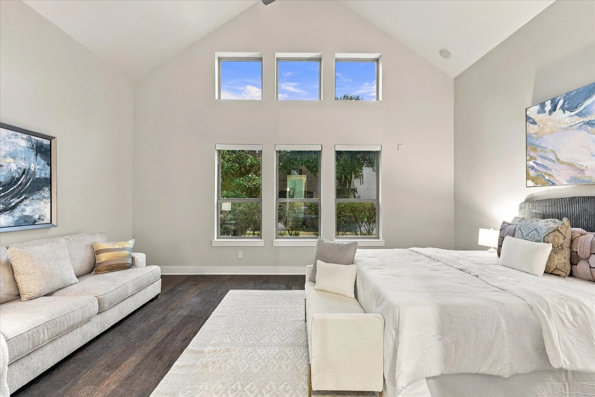Single Family Residence For Sale in Dallas County , 6251 Lakeshore Drive, Dallas, Texas 75214, 4 Bedroom, 4 Bathroom, 2 Garage spaces, 3,325 Sqft, built in 2011, mls#21396231, Real Estate Agent in Dallas, Homes For Sale in Dallas county, Homes For Sale in Dallas, Realtor in Dallas Texas, Real Estate Brokerage Independent Realty Texas, Luminita Cordes Realtor