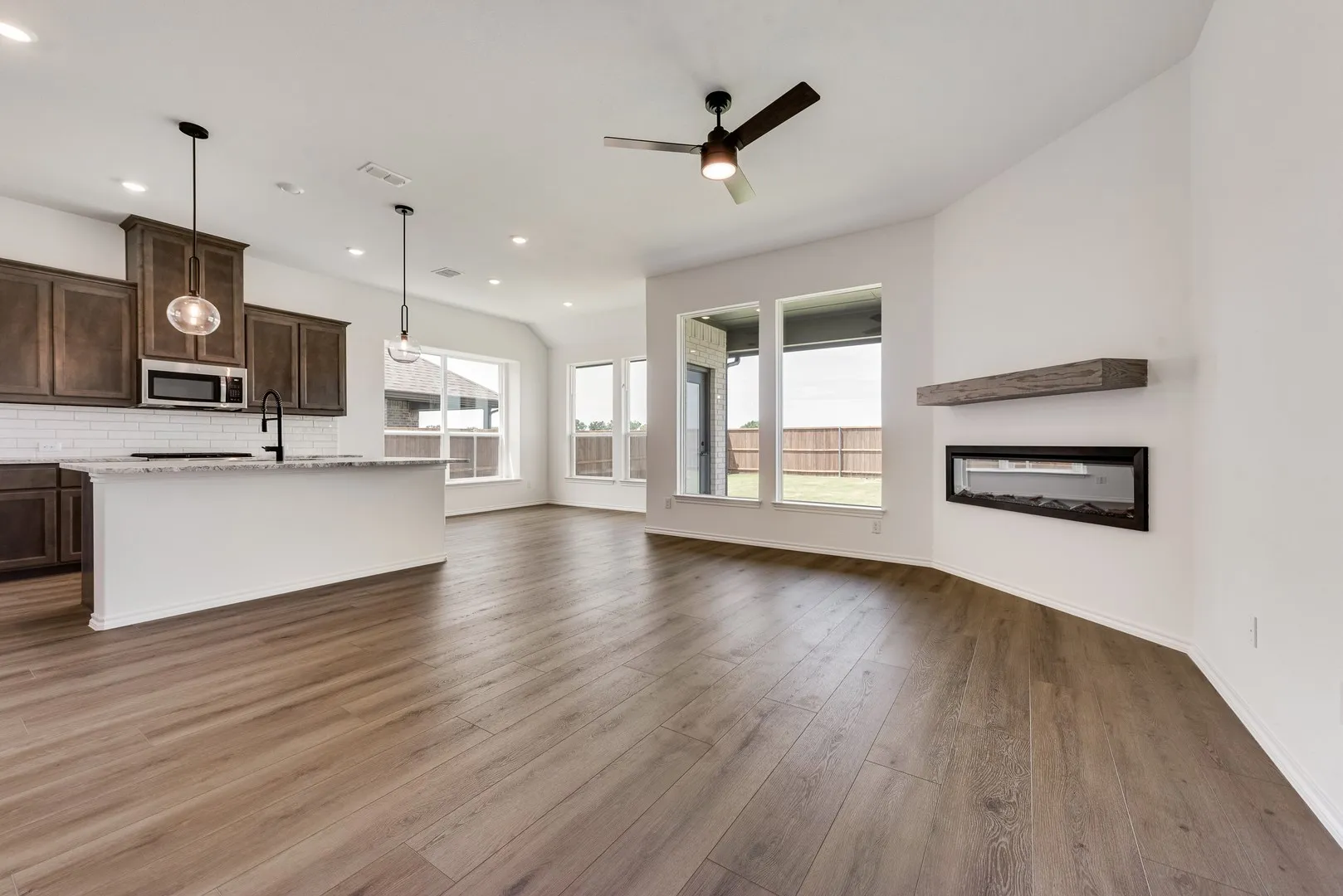 Concept 2492 - Family Room