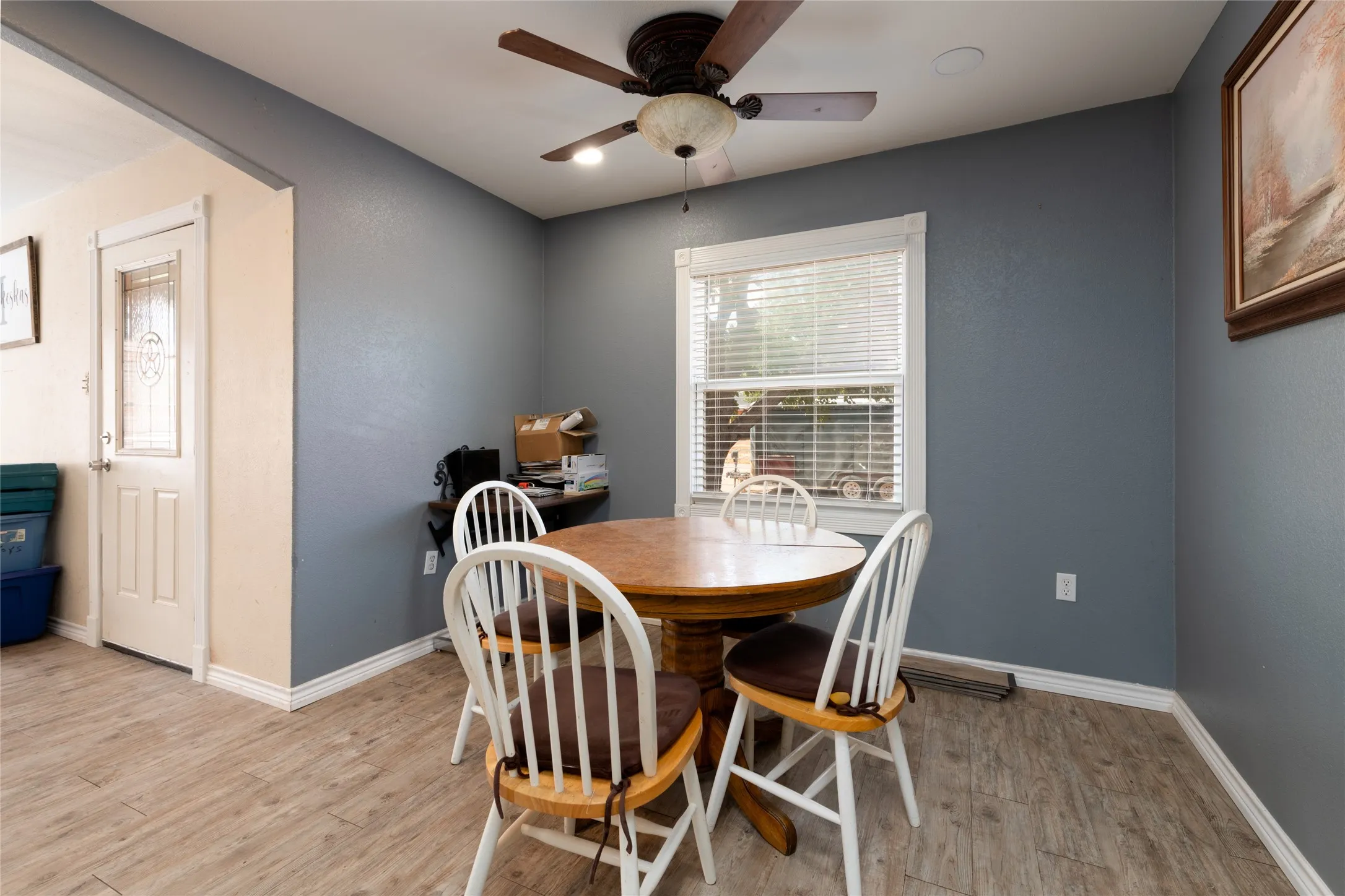 Single Family Residence For Sale in Taylor County , 2001 Westview Drive, Abilene, Texas 79603, 3 Bedroom, 2 Bathroom, Garage spaces, 1,788 Sqft, built in 1956, mls#21387922, Real Estate Agent in Abilene, Homes For Sale in Taylor county, Homes For Sale in Abilene, Realtor in Abilene Texas, Real Estate Brokerage Independent Realty Texas, Luminita Cordes Realtor
