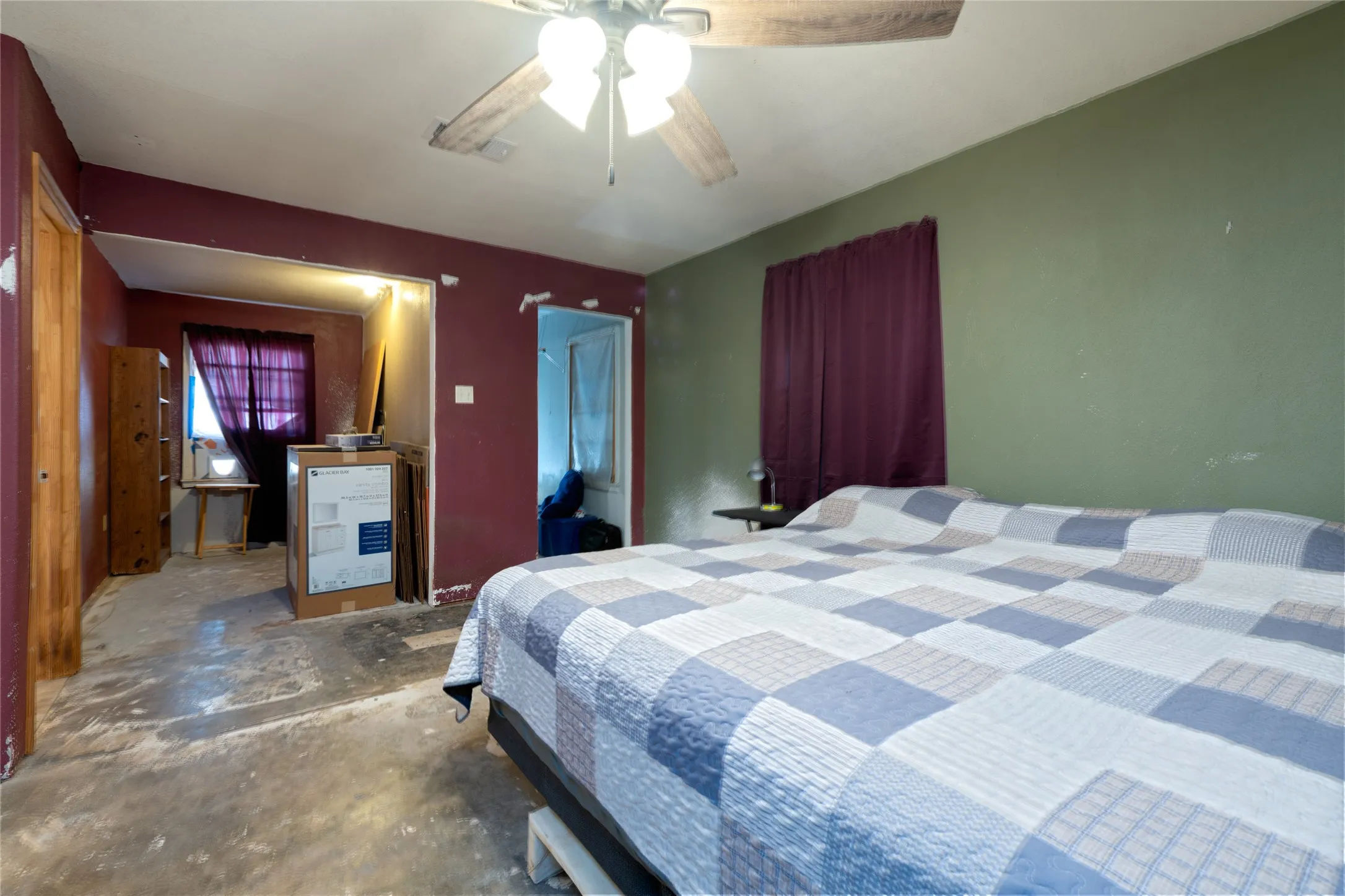 Single Family Residence For Sale in Taylor County , 2001 Westview Drive, Abilene, Texas 79603, 3 Bedroom, 2 Bathroom, Garage spaces, 1,788 Sqft, built in 1956, mls#21387922, Real Estate Agent in Abilene, Homes For Sale in Taylor county, Homes For Sale in Abilene, Realtor in Abilene Texas, Real Estate Brokerage Independent Realty Texas, Luminita Cordes Realtor