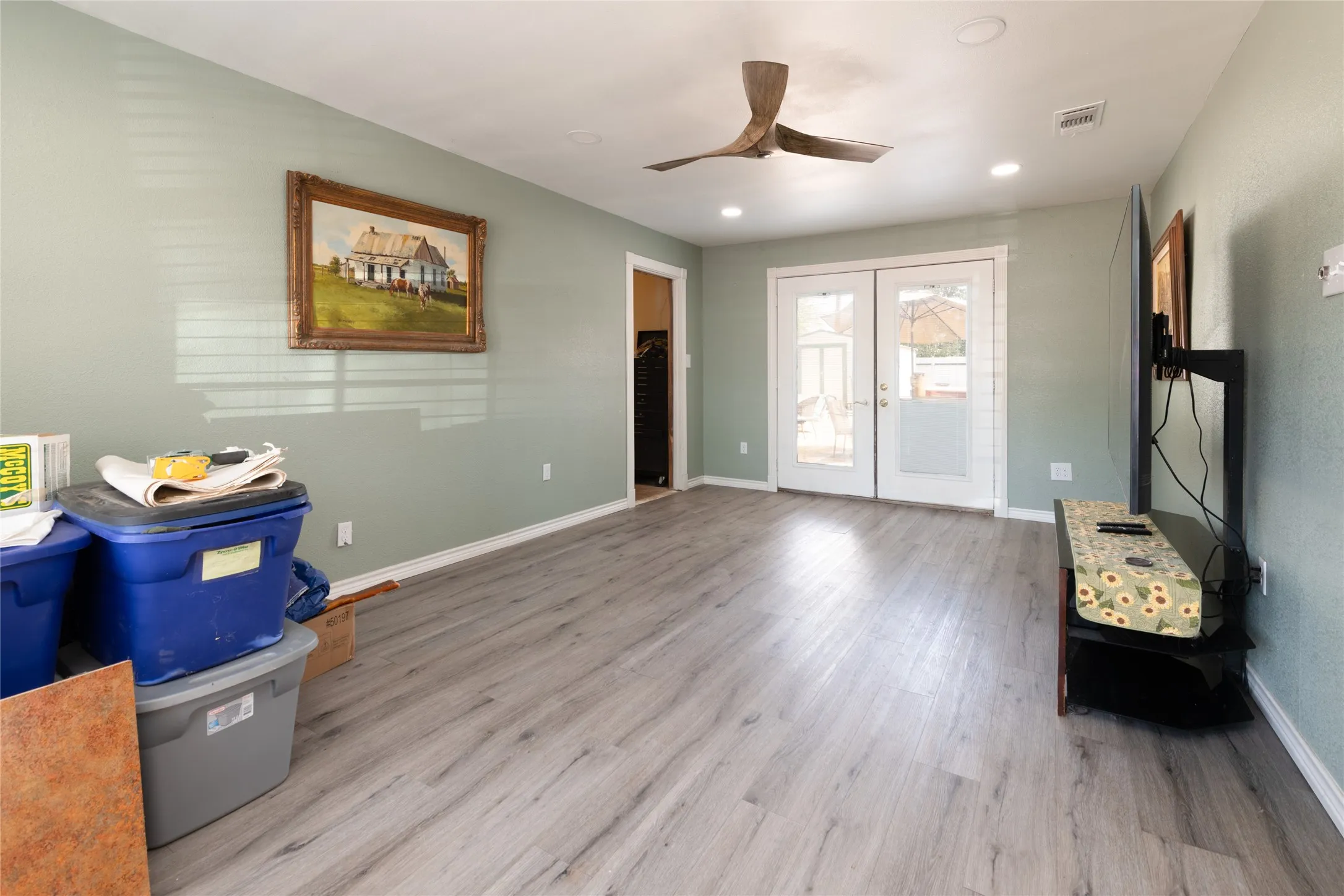 Single Family Residence For Sale in Taylor County , 2001 Westview Drive, Abilene, Texas 79603, 3 Bedroom, 2 Bathroom, Garage spaces, 1,788 Sqft, built in 1956, mls#21387922, Real Estate Agent in Abilene, Homes For Sale in Taylor county, Homes For Sale in Abilene, Realtor in Abilene Texas, Real Estate Brokerage Independent Realty Texas, Luminita Cordes Realtor