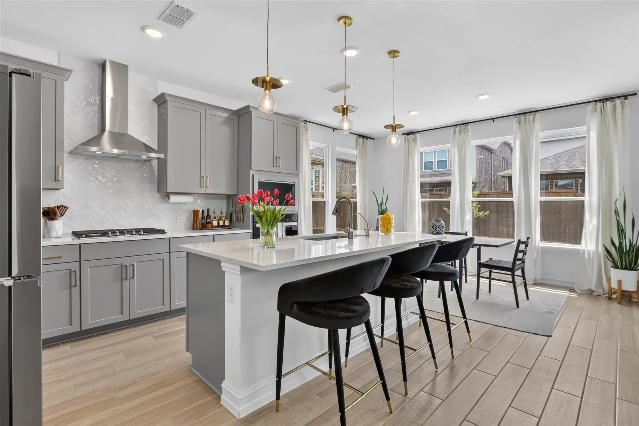 Single Family Residence For Rent in Dallas County , 4802 Nicola Road, Dallas, Texas 75228, 3 Bedroom, 3 Bathroom, 2 Garage spaces, 2,216 Sqft, built in 2023, mls#21401243, Real Estate Agent in Dallas, Homes For Rent in Dallas county, Homes For Rent in Dallas, Realtor in Dallas Texas, Real Estate Brokerage Independent Realty Texas, Luminita Cordes Realtor