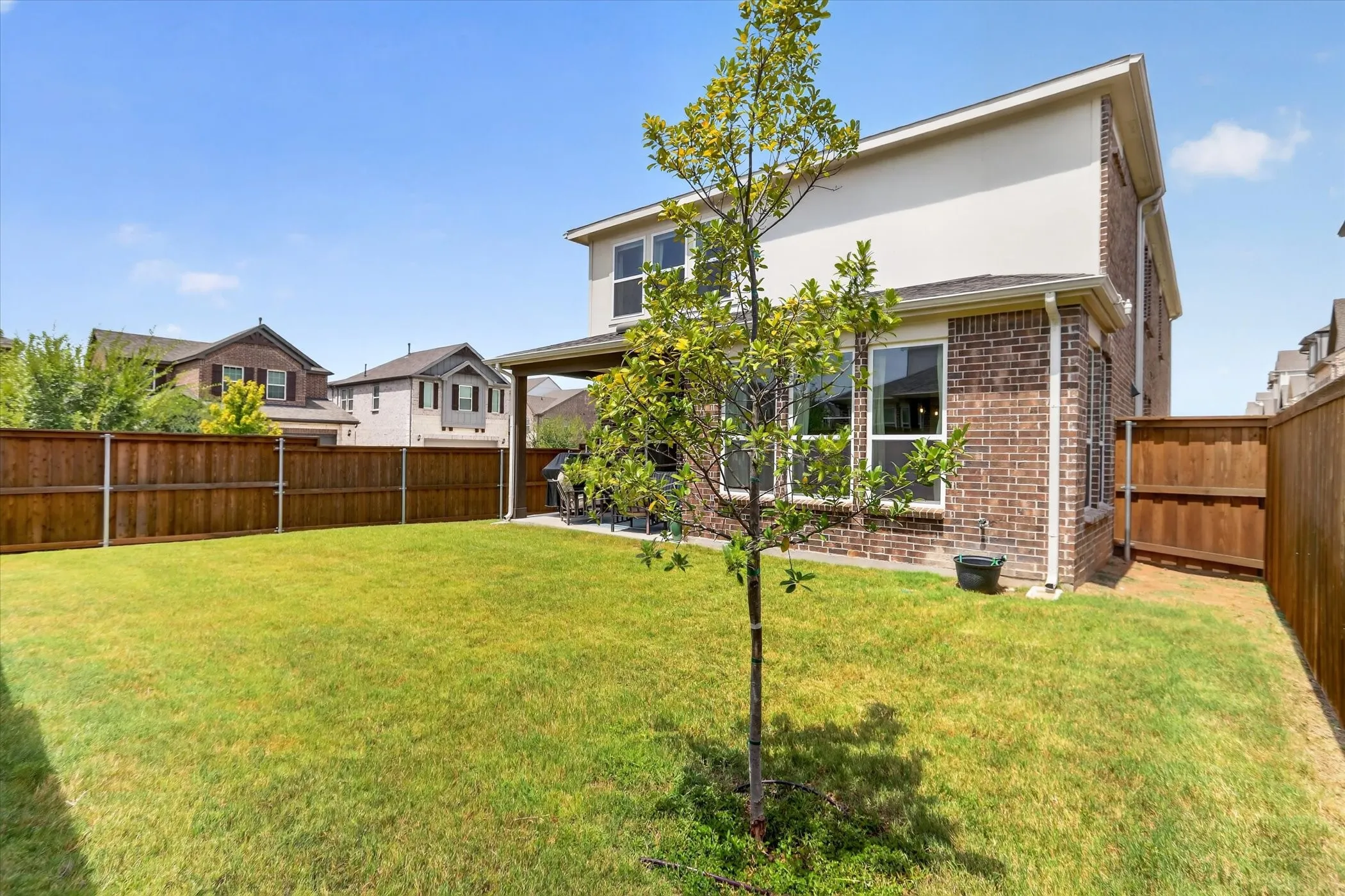 Single Family Residence For Rent in Dallas County , 4802 Nicola Road, Dallas, Texas 75228, 3 Bedroom, 3 Bathroom, 2 Garage spaces, 2,216 Sqft, built in 2023, mls#21401243, Real Estate Agent in Dallas, Homes For Rent in Dallas county, Homes For Rent in Dallas, Realtor in Dallas Texas, Real Estate Brokerage Independent Realty Texas, Luminita Cordes Realtor