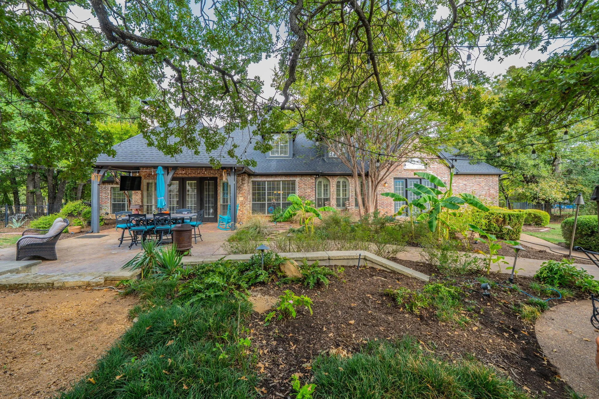 Single Family Residence For Rent in Denton County , 3201 Cedar Ridge Drive, Flower Mound, Texas 75022, 5 Bedroom, 5 Bathroom, 3 Garage spaces, 3,929 Sqft, built in 2001, mls#21401414, Real Estate Agent in Flower Mound, Homes For Rent in Denton county, Homes For Rent in Flower Mound, Realtor in Flower Mound Texas, Real Estate Brokerage Independent Realty Texas, Luminita Cordes Realtor
