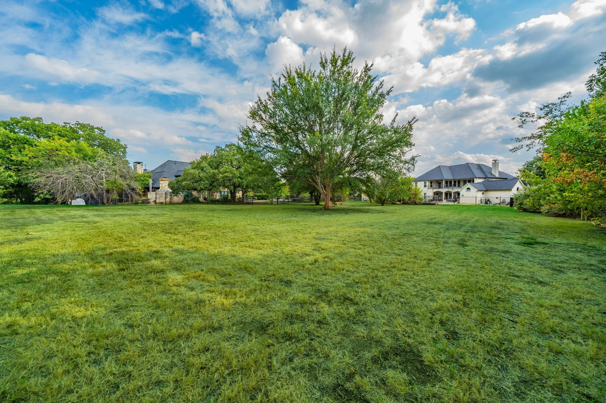 Single Family Residence For Rent in Denton County , 3201 Cedar Ridge Drive, Flower Mound, Texas 75022, 5 Bedroom, 5 Bathroom, 3 Garage spaces, 3,929 Sqft, built in 2001, mls#21401414, Real Estate Agent in Flower Mound, Homes For Rent in Denton county, Homes For Rent in Flower Mound, Realtor in Flower Mound Texas, Real Estate Brokerage Independent Realty Texas, Luminita Cordes Realtor