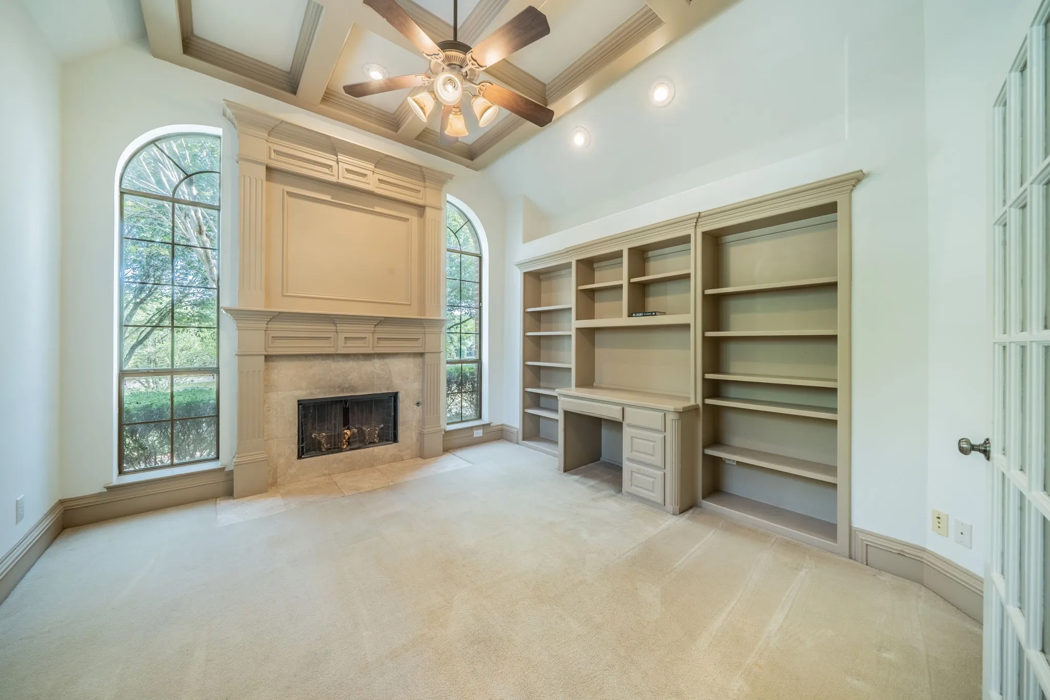 Single Family Residence For Rent in Denton County , 3201 Cedar Ridge Drive, Flower Mound, Texas 75022, 5 Bedroom, 5 Bathroom, 3 Garage spaces, 3,929 Sqft, built in 2001, mls#21401414, Real Estate Agent in Flower Mound, Homes For Rent in Denton county, Homes For Rent in Flower Mound, Realtor in Flower Mound Texas, Real Estate Brokerage Independent Realty Texas, Luminita Cordes Realtor