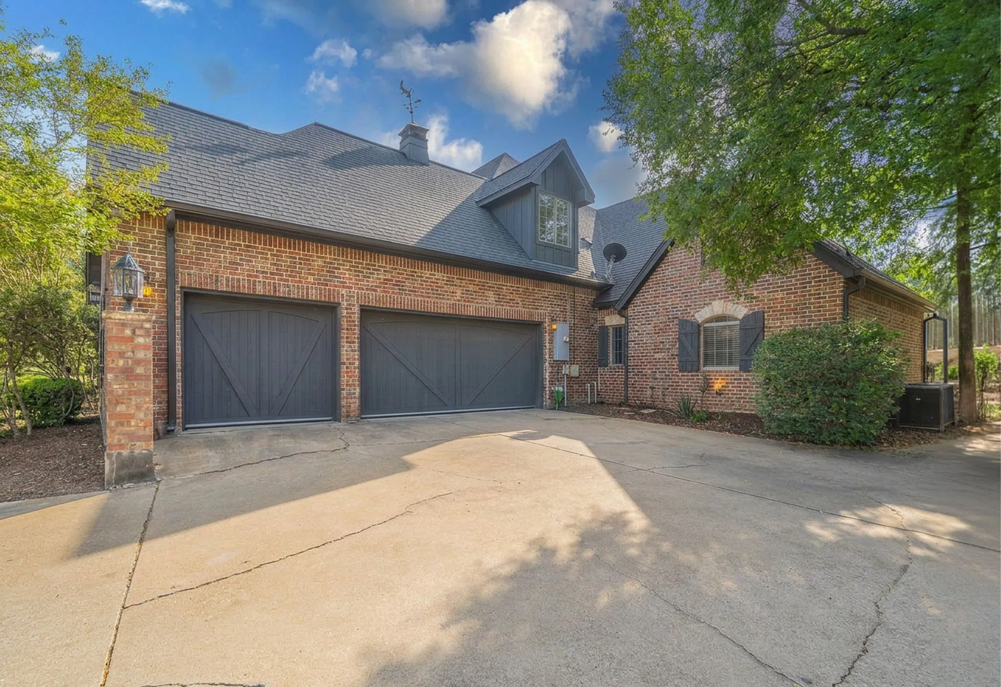 Single Family Residence For Rent in Denton County , 3201 Cedar Ridge Drive, Flower Mound, Texas 75022, 5 Bedroom, 5 Bathroom, 3 Garage spaces, 3,929 Sqft, built in 2001, mls#21401414, Real Estate Agent in Flower Mound, Homes For Rent in Denton county, Homes For Rent in Flower Mound, Realtor in Flower Mound Texas, Real Estate Brokerage Independent Realty Texas, Luminita Cordes Realtor